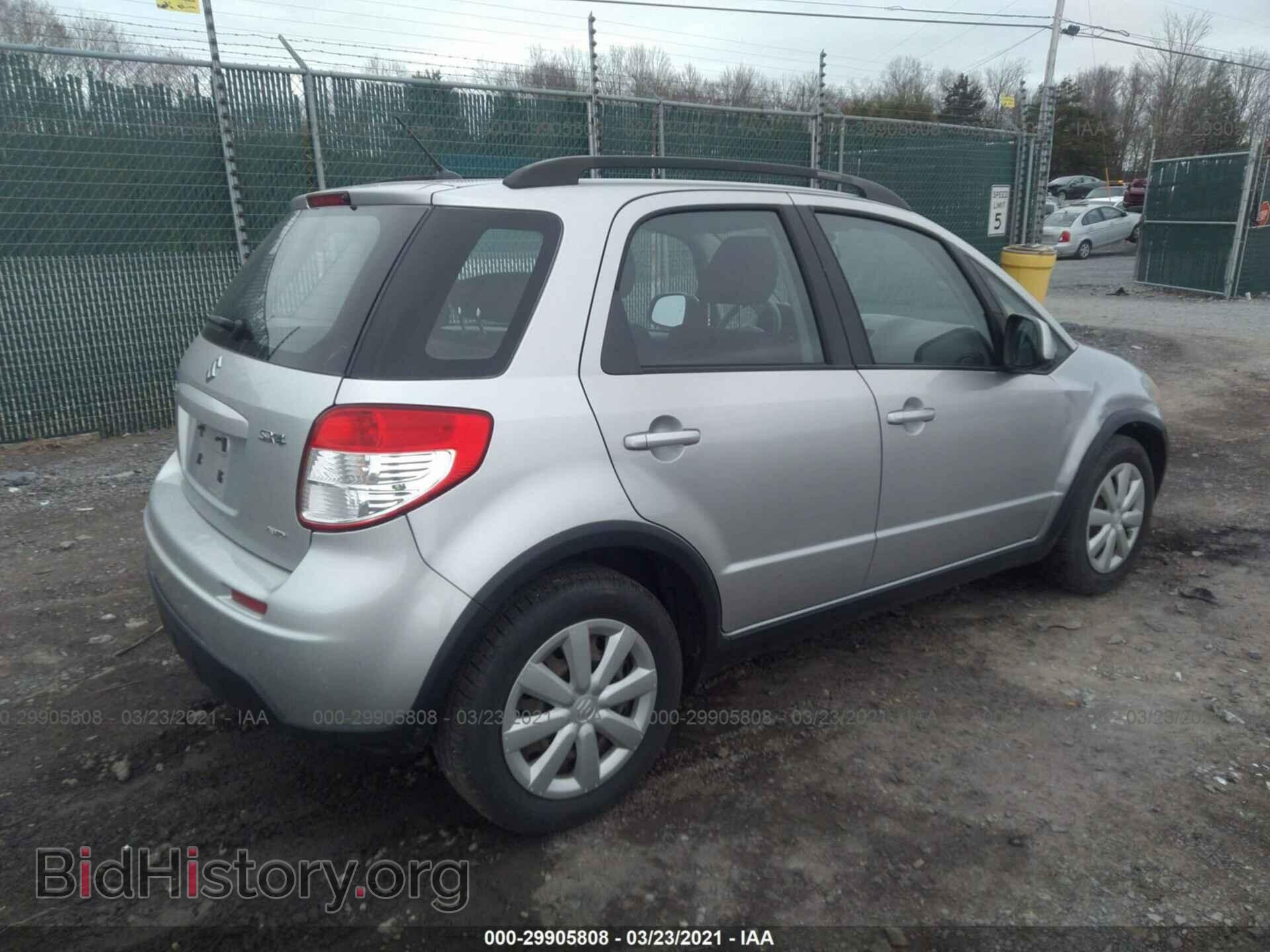 2011 SUZUKI SX4 - VIN: JS2YB5A39B6302685 - Photo 4