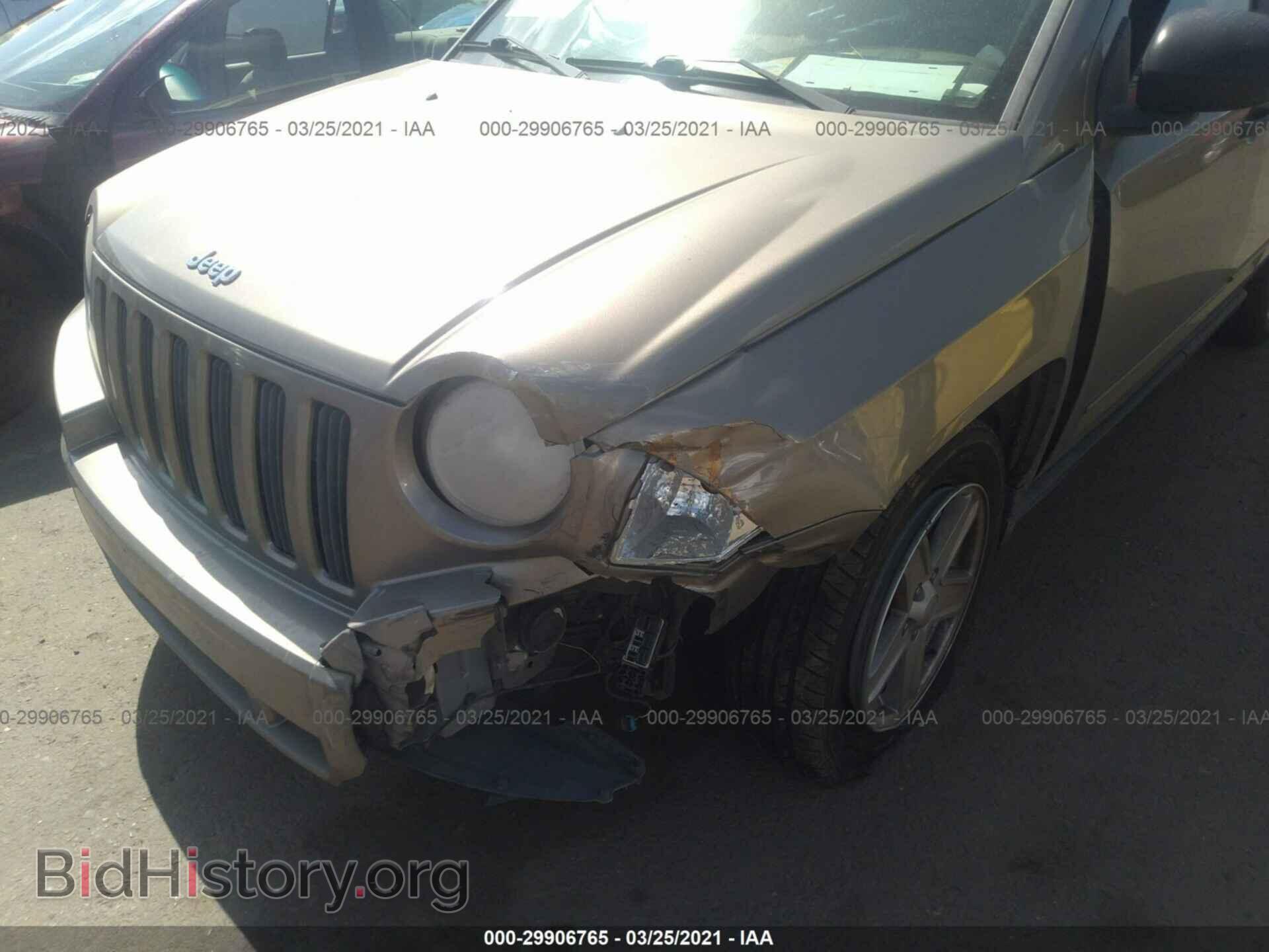 2008 JEEP COMPASS - VIN: 1J8FT47068D772627 - Фото 6