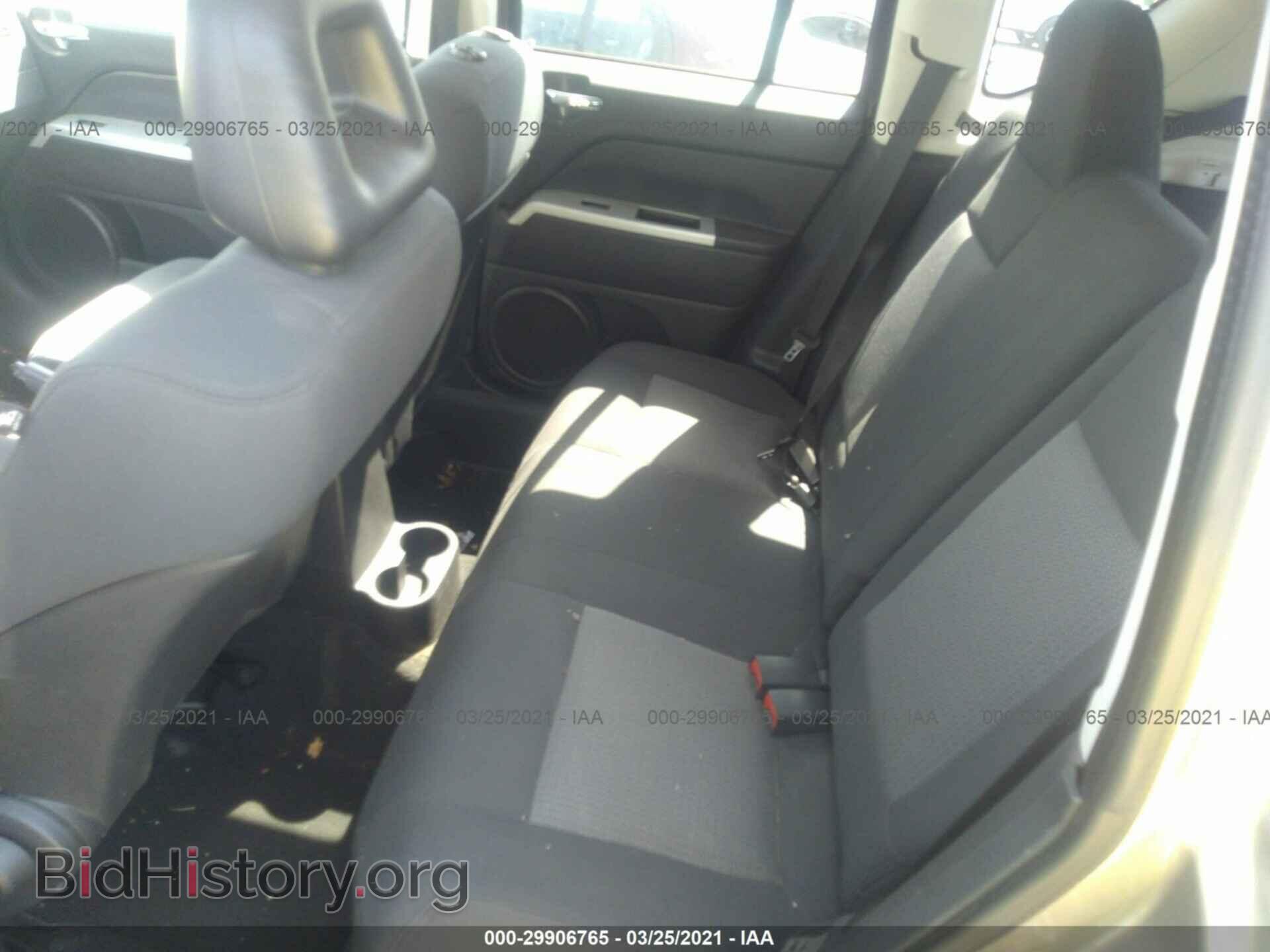 2008 JEEP COMPASS - VIN: 1J8FT47068D772627 - Фото 8