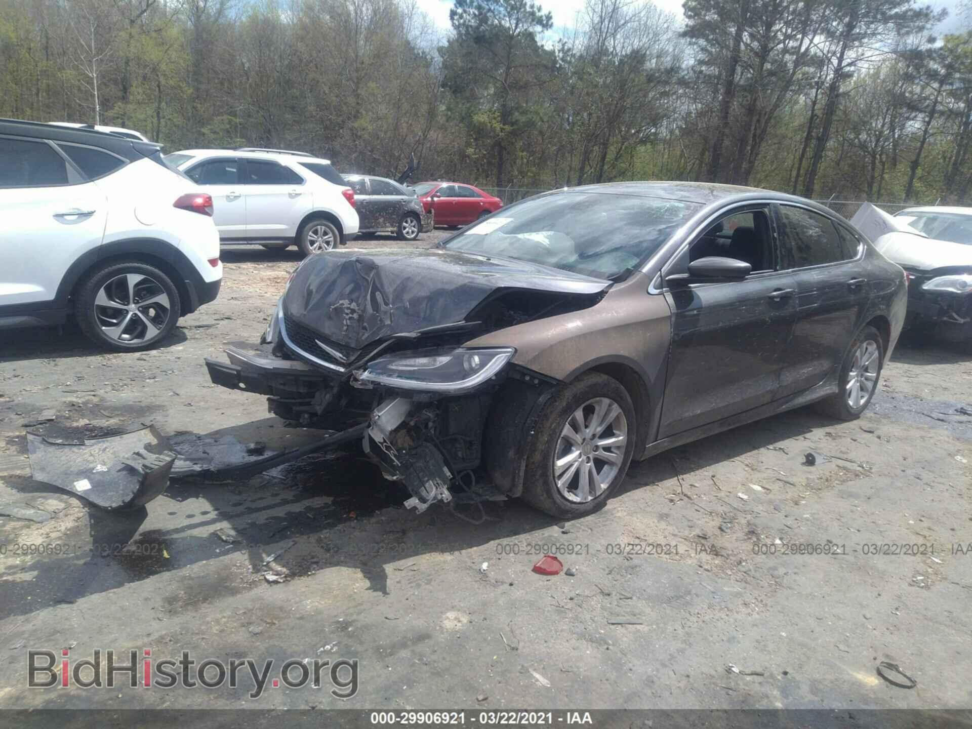 2015 CHRYSLER 200 - VIN: 1C3CCCAB4FN575899 - Фото 2