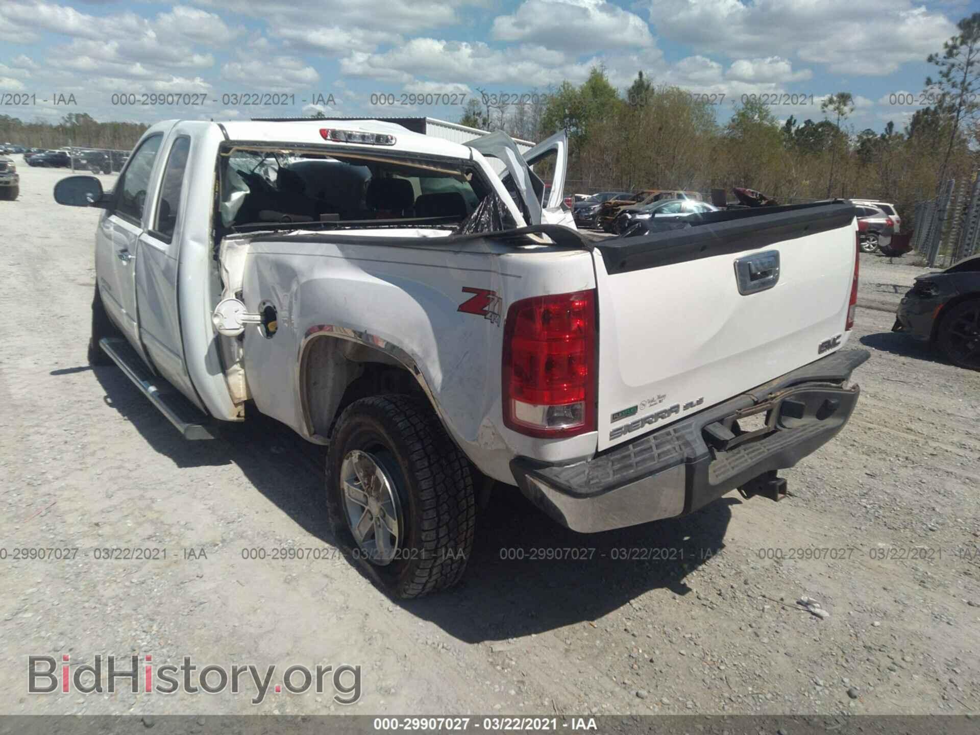 2011 GMC SIERRA 1500 - VIN: 1GTR2VE3XBZ444213 - Фото 3