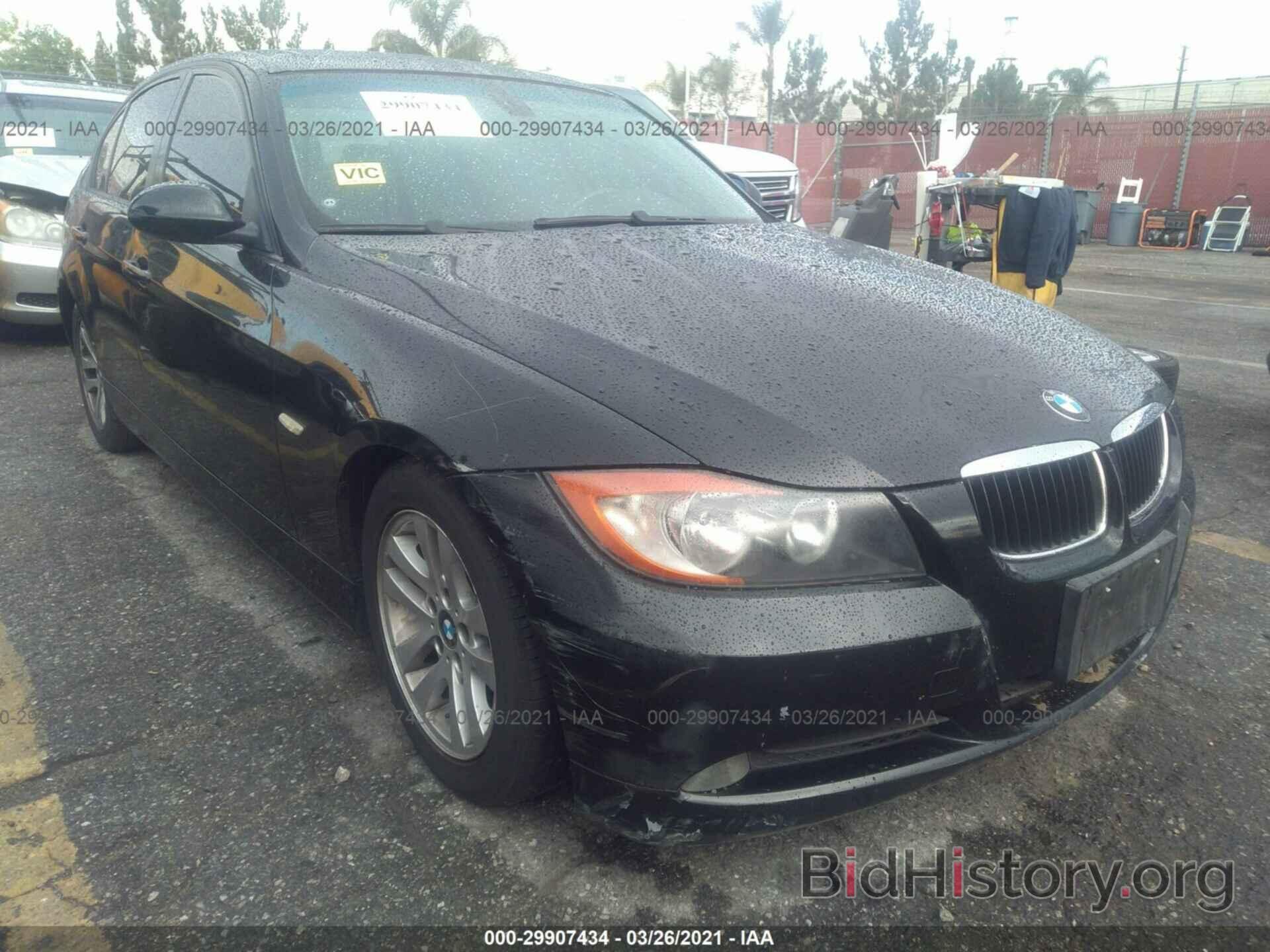 Photo WBAVC53557FZ81691 - BMW 3 SERIES 2007