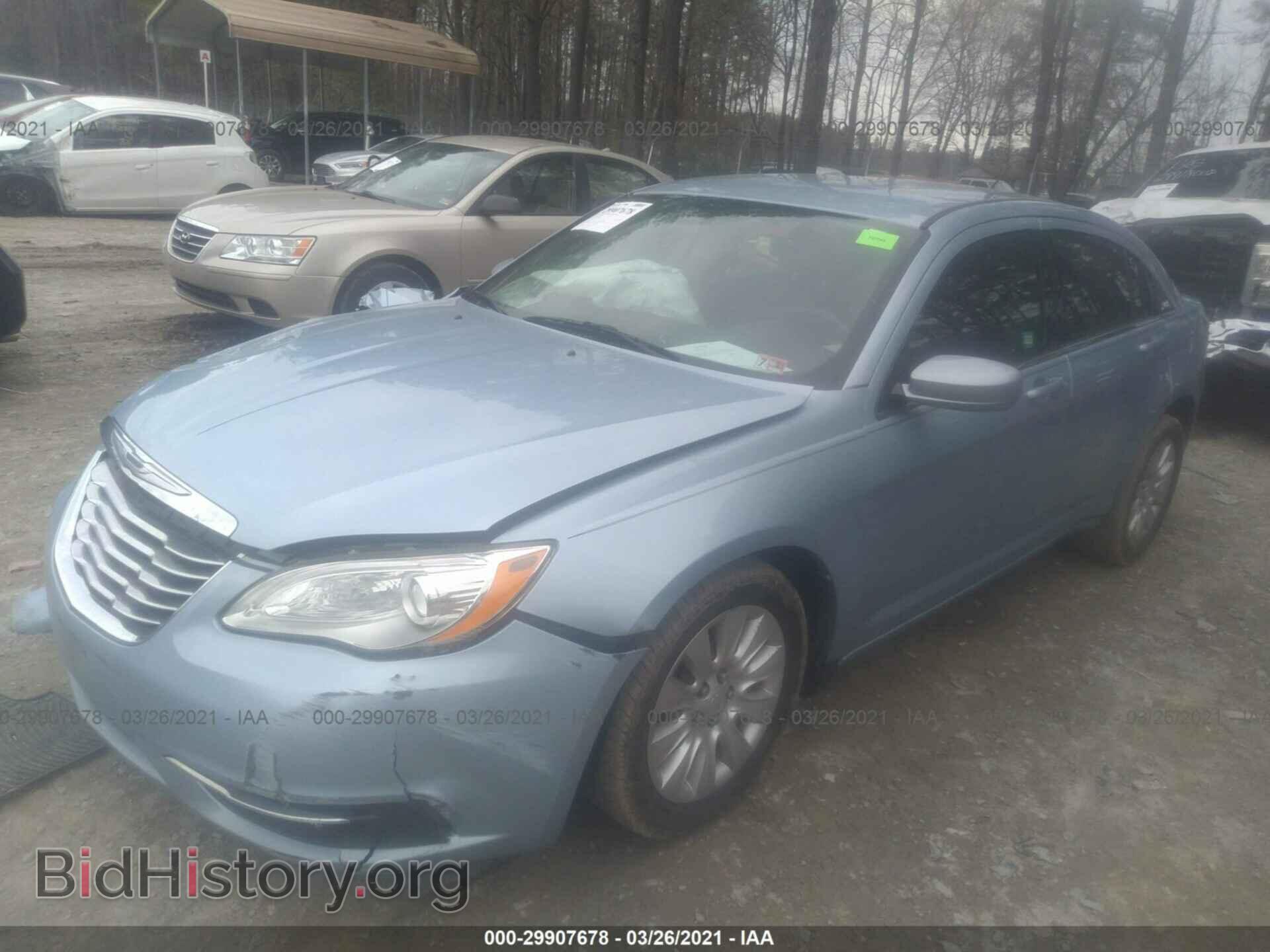 2013 CHRYSLER 200 - VIN: 1C3CCBAB6DN735661 - Фото 2
