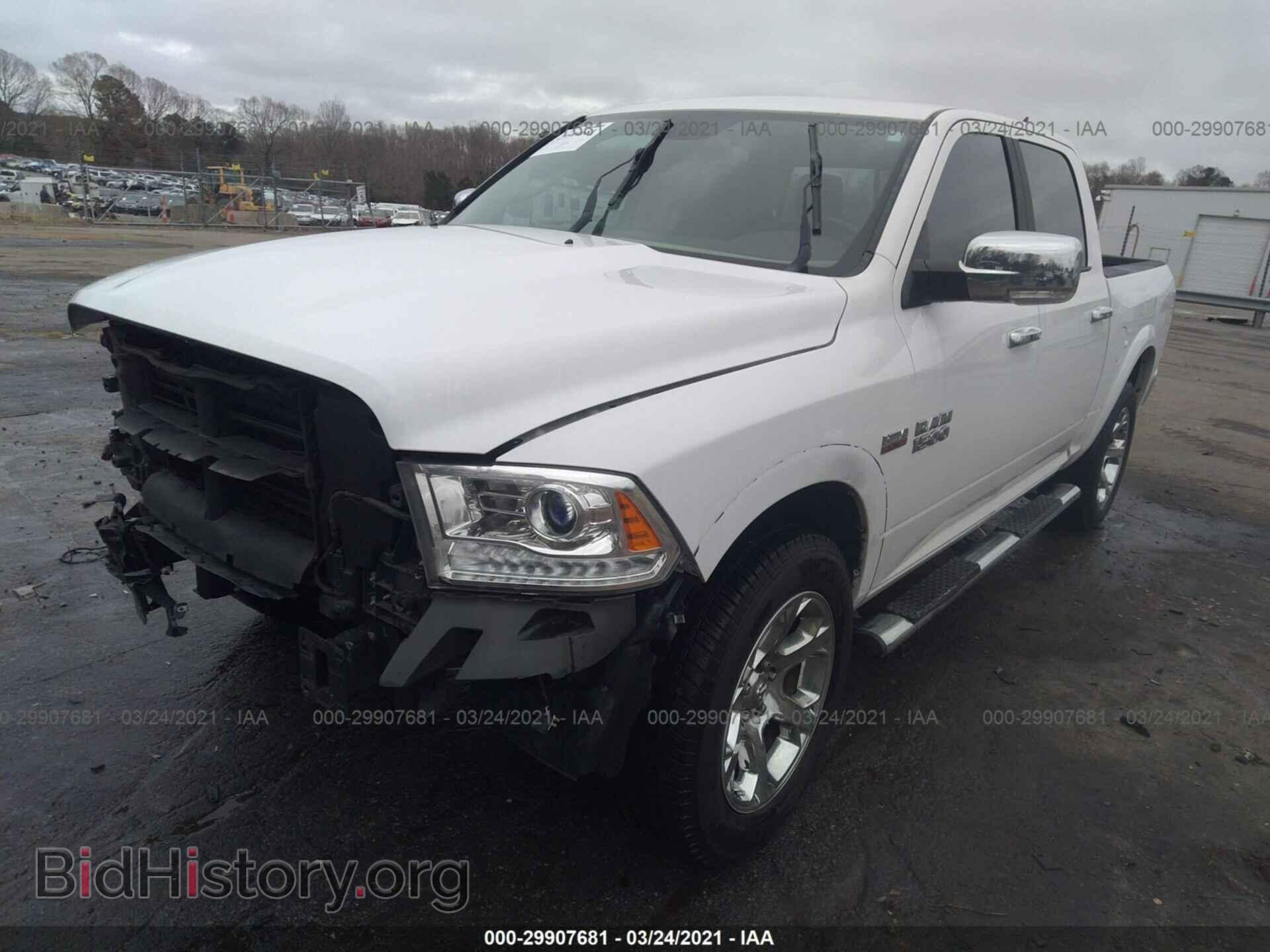 2017 RAM 1500 - VIN: 1C6RR7NT7HS690877 - Фото 2