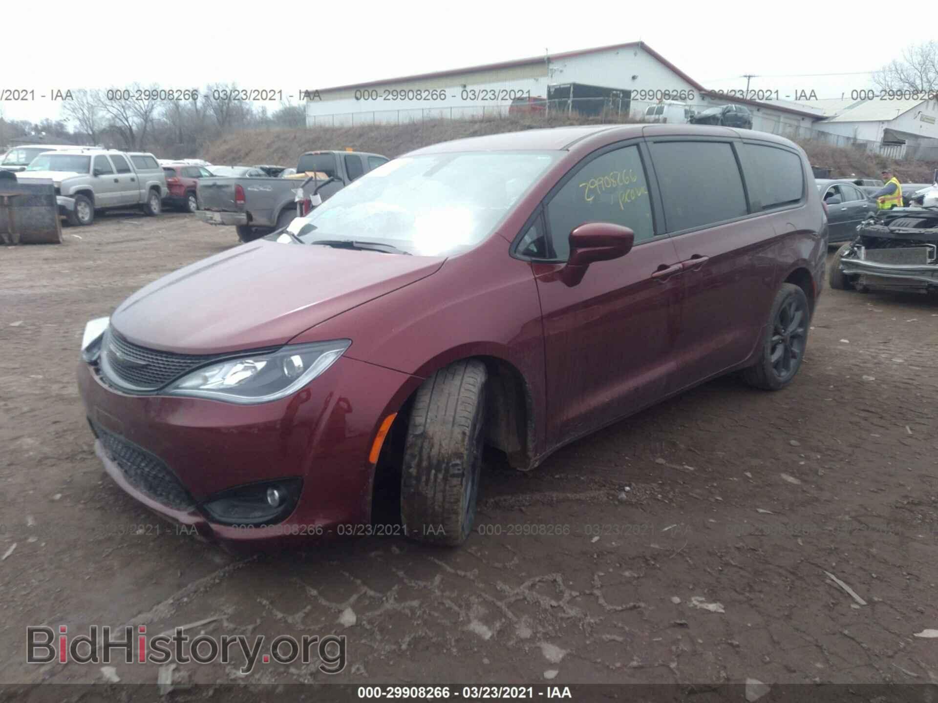 2018 CHRYSLER PACIFICA - VIN: 2C4RC1FG8JR272831 - Photo 2