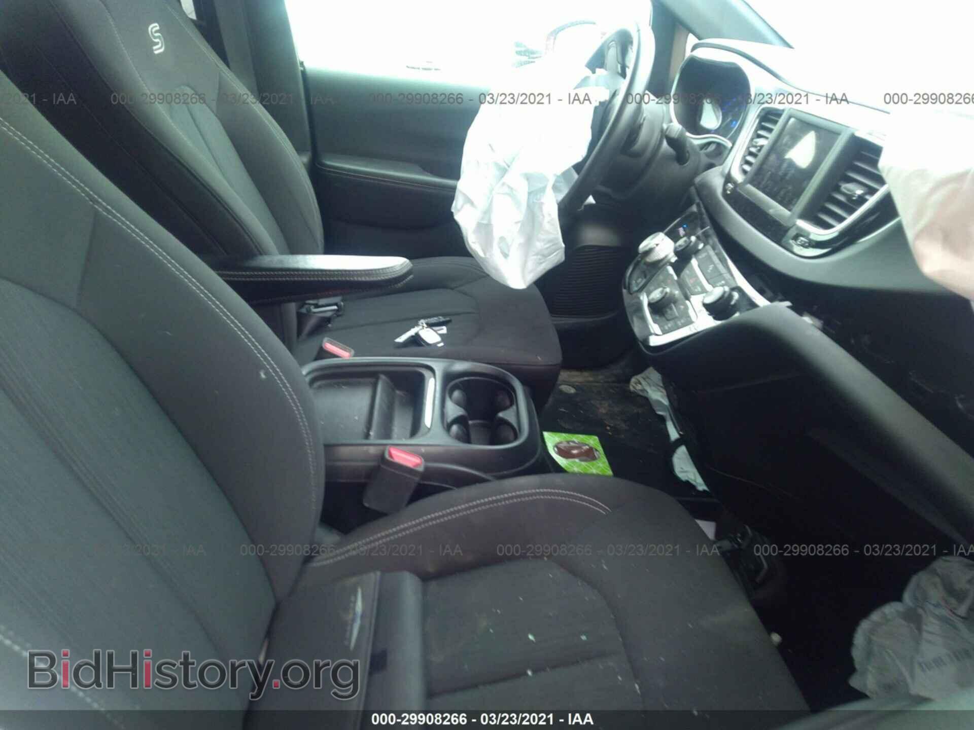 2018 CHRYSLER PACIFICA - VIN: 2C4RC1FG8JR272831 - Photo 5