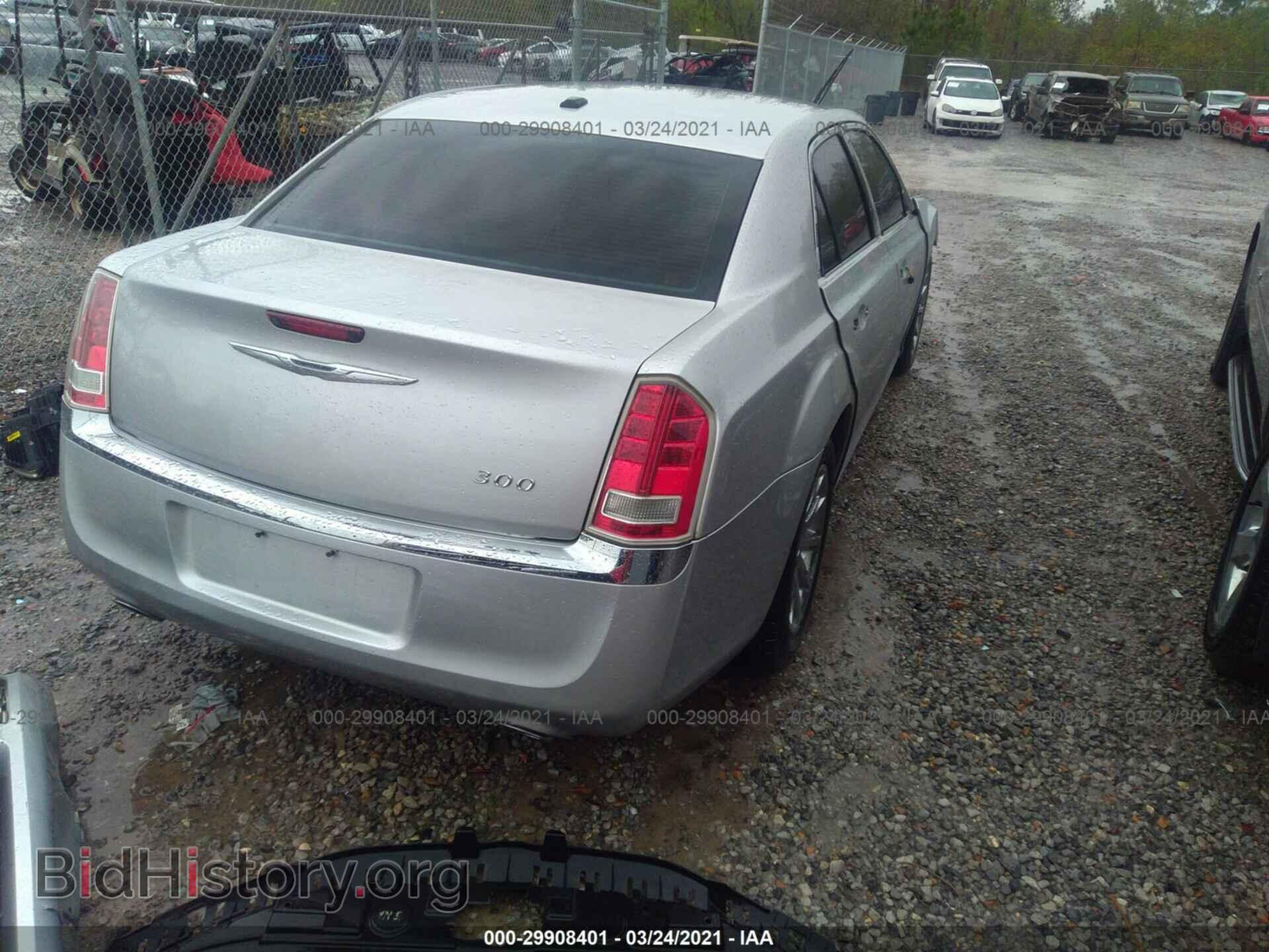 2012 CHRYSLER 300 - VIN: 2C3CCACGXCH283644 - Фото 4