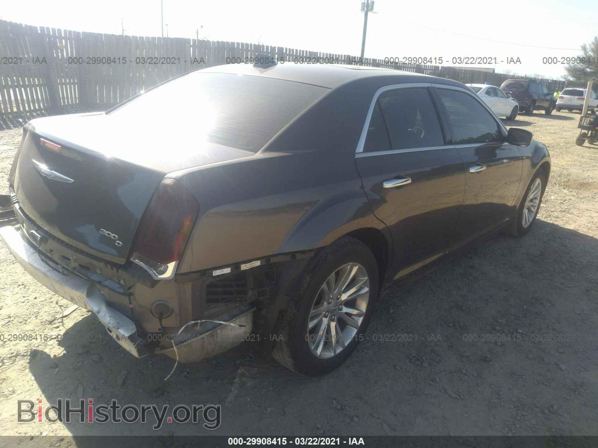2017 CHRYSLER 300 - VIN: 2C3CCAET6HH538419 - Фото 4