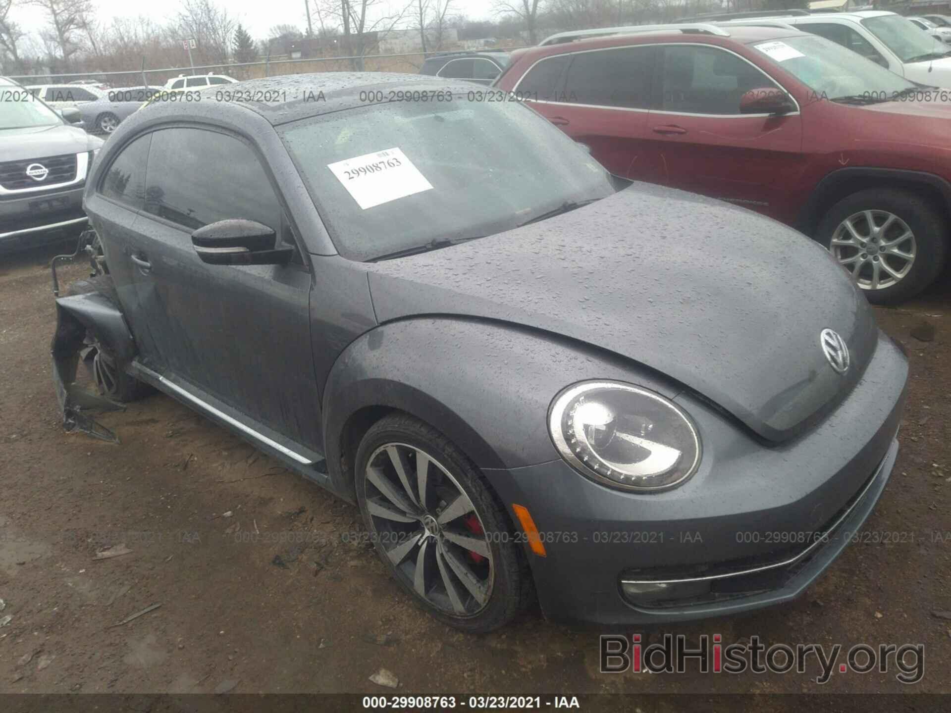 Photo 3VWVA7AT1DM629335 - VOLKSWAGEN BEETLE COUPE 2013