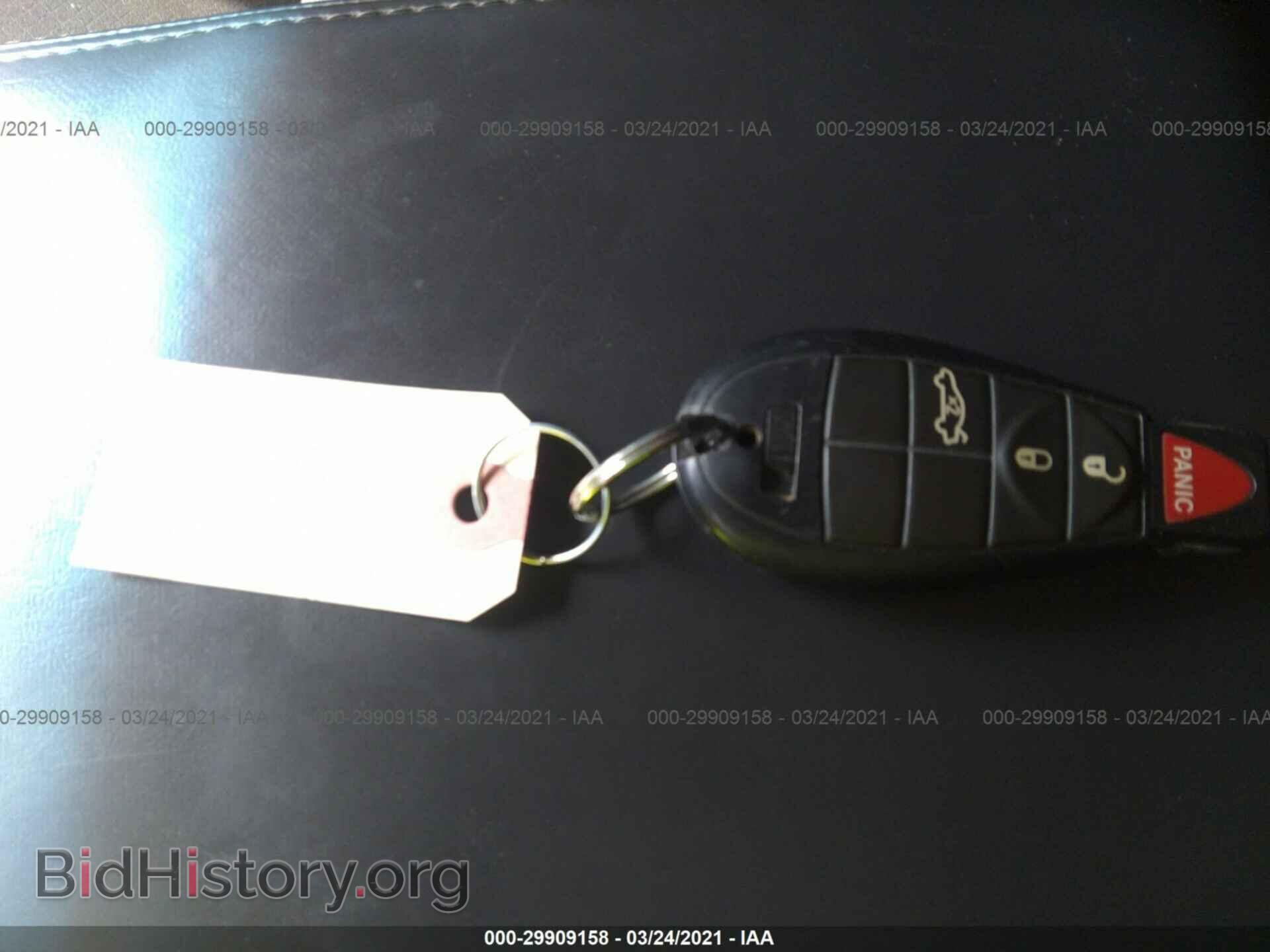 2010 CHRYSLER 300 - VIN: 2C3CA4CD6AH135596 - Фото 11
