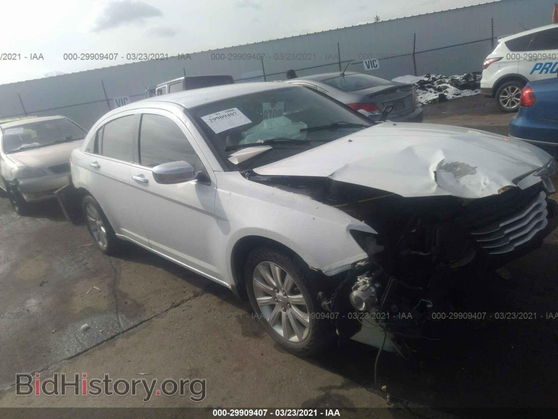 Фотография 1C3CCBCG7DN527555 - CHRYSLER 200 2013