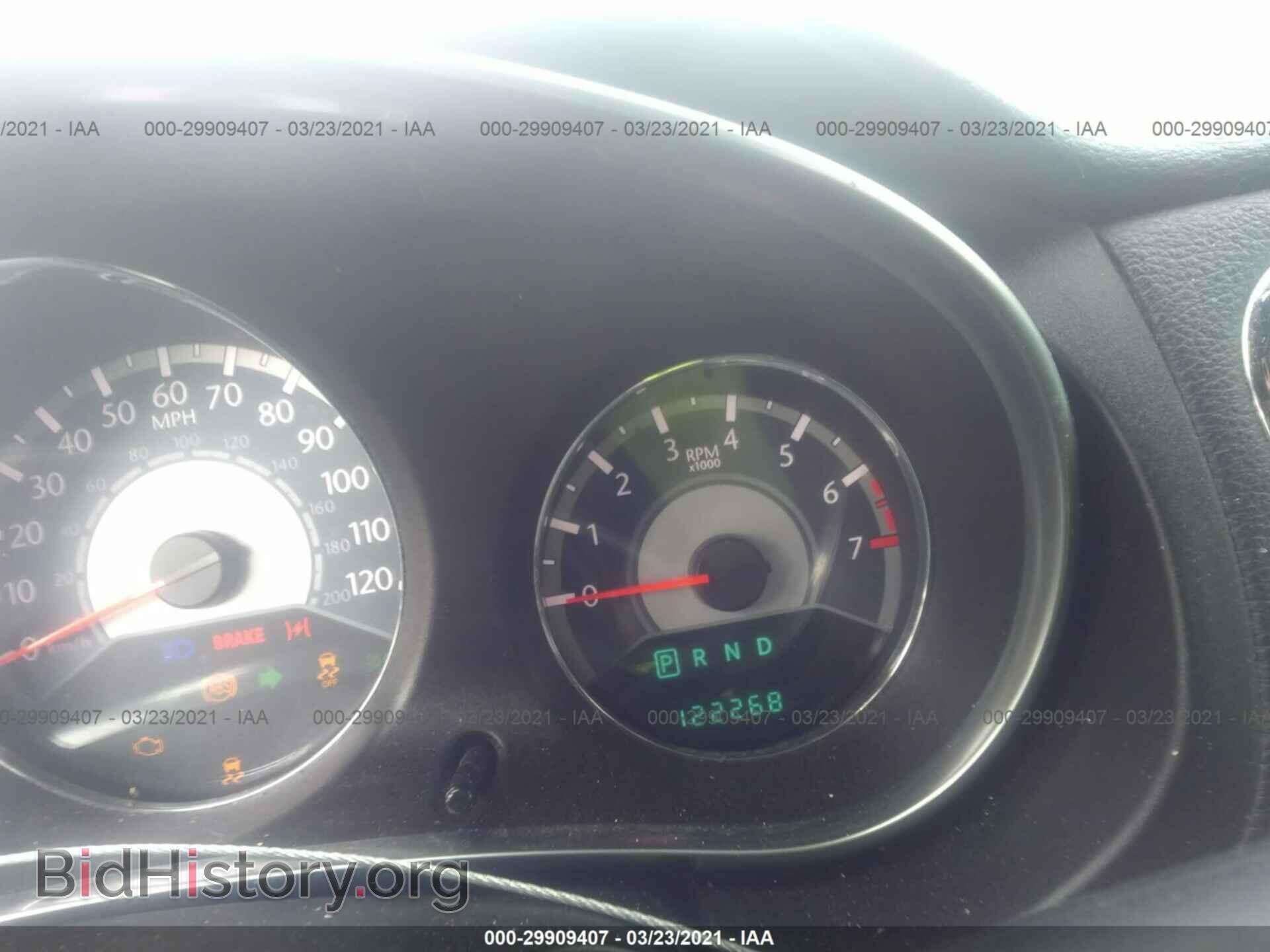 2013 CHRYSLER 200 - VIN: 1C3CCBCG7DN527555 - Photo 7