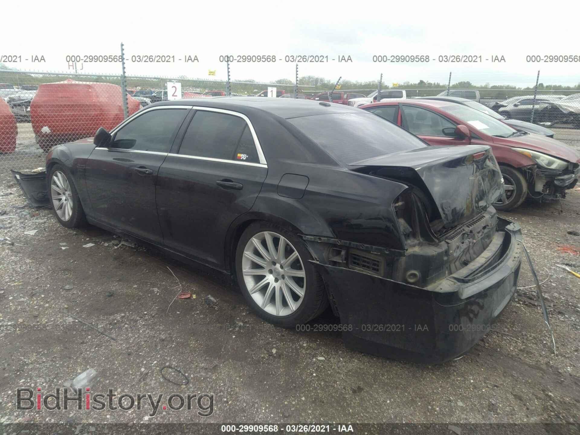 2013 CHRYSLER 300 - VIN: 2C3CCABG9DH732055 - Фото 3