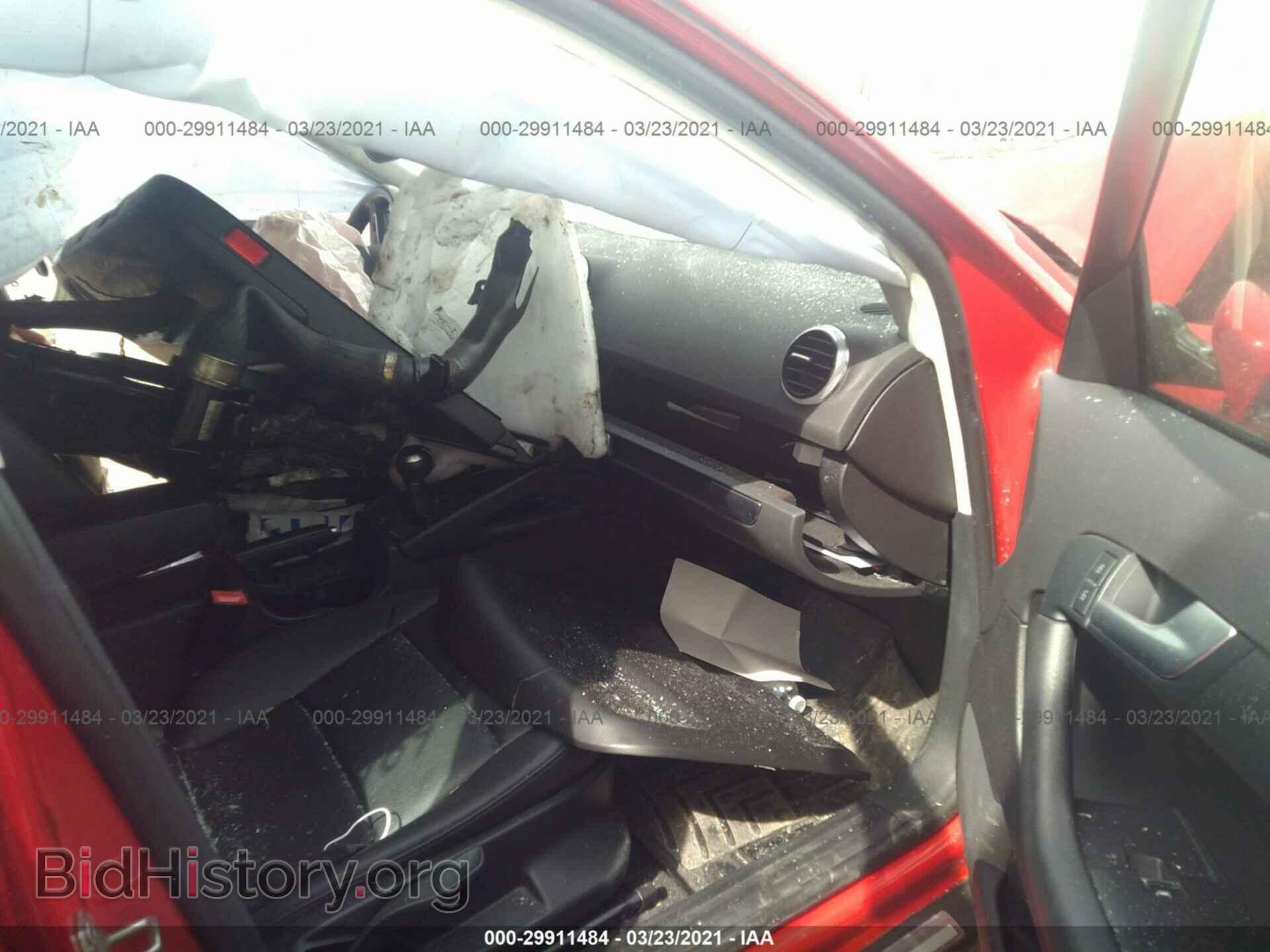 2012 AUDI A3 - VIN: WAUBJAFM4CA091176 - Фото 5