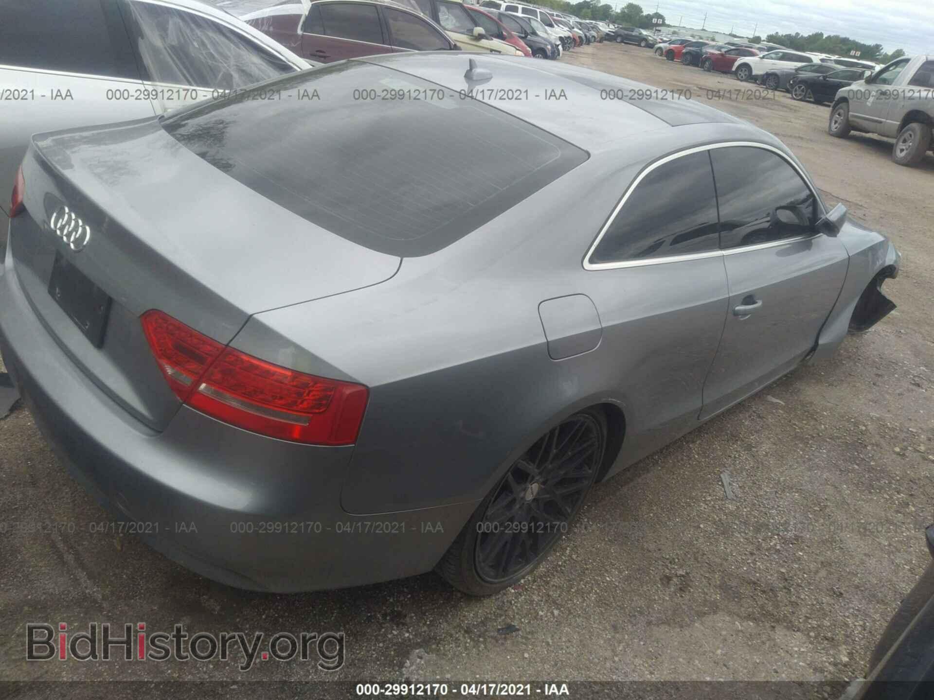 2010 AUDI A5 - VIN: WAULFAFR0AA010673 - Фото 4