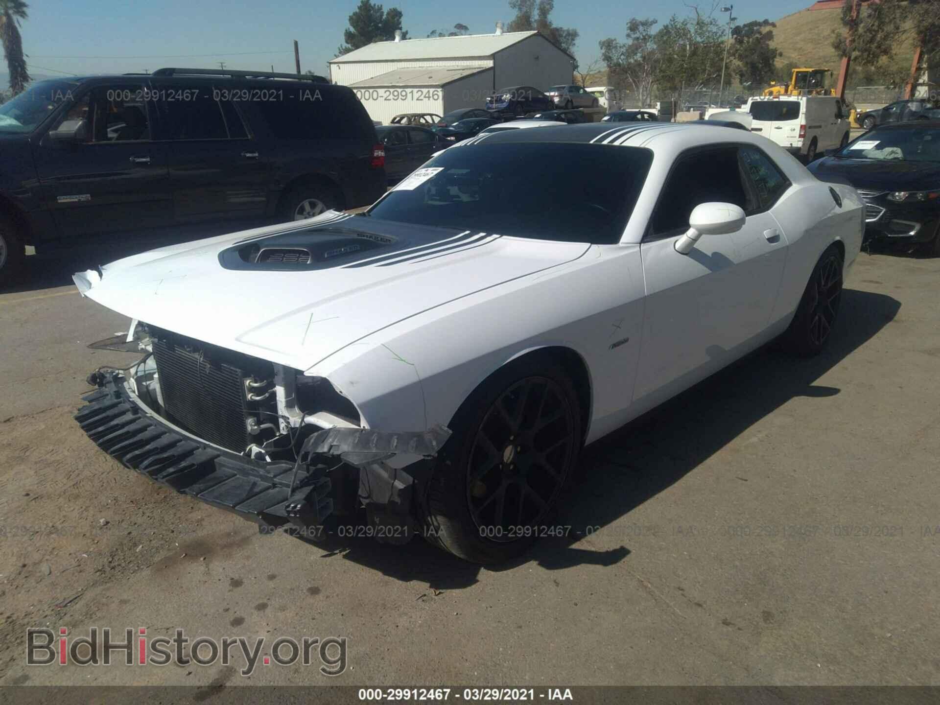 2015 DODGE CHALLENGER - VIN: 2C3CDZAT2FH901457 - Photo 2