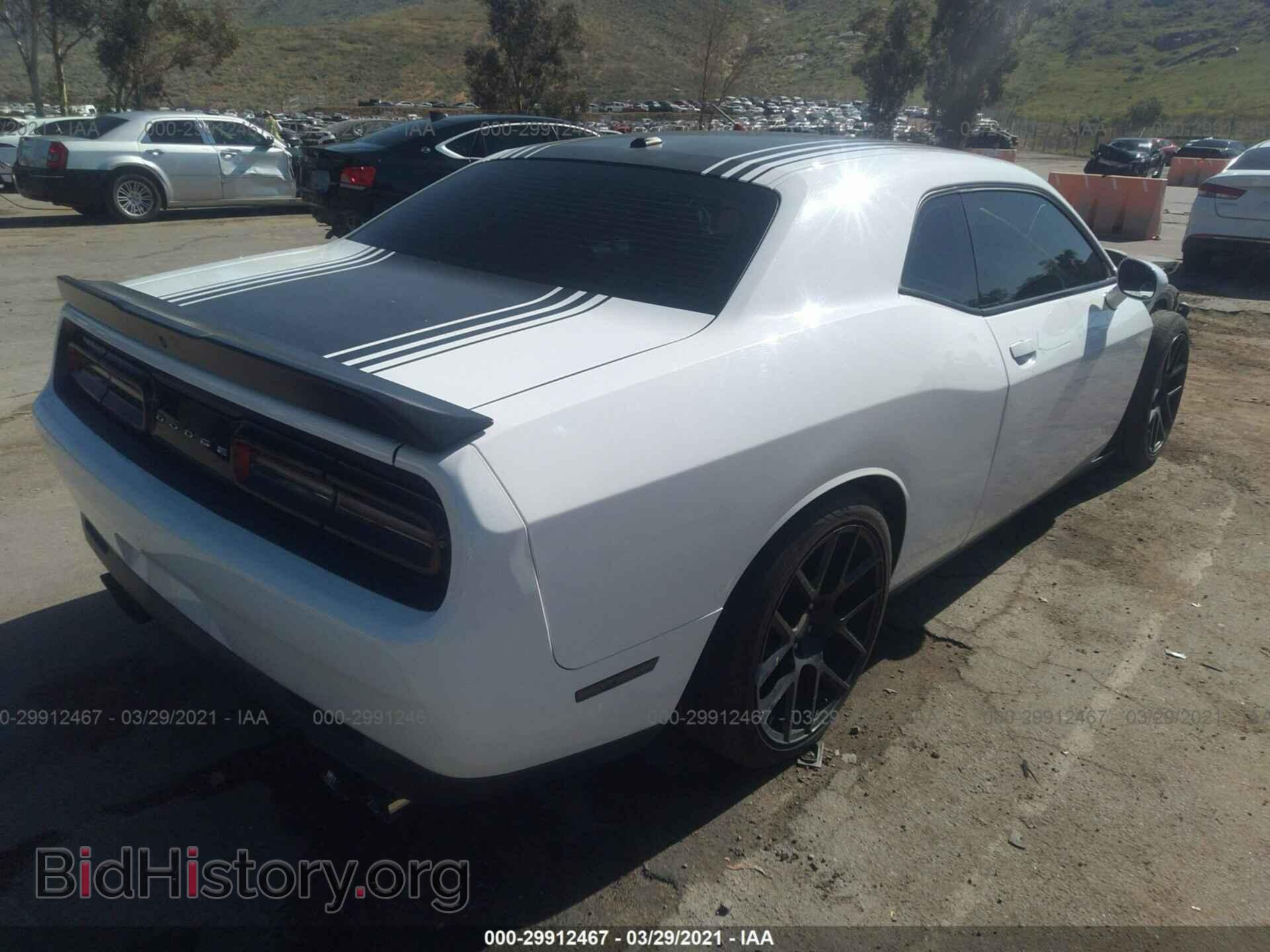 2015 DODGE CHALLENGER - VIN: 2C3CDZAT2FH901457 - Photo 4