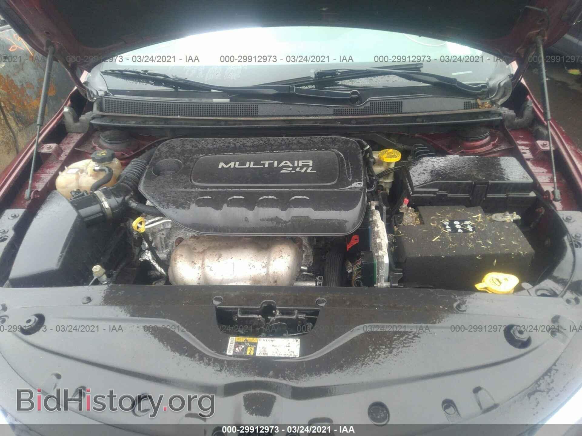 2015 CHRYSLER 200 - VIN: 1C3CCCAB5FN675249 - Фото 10
