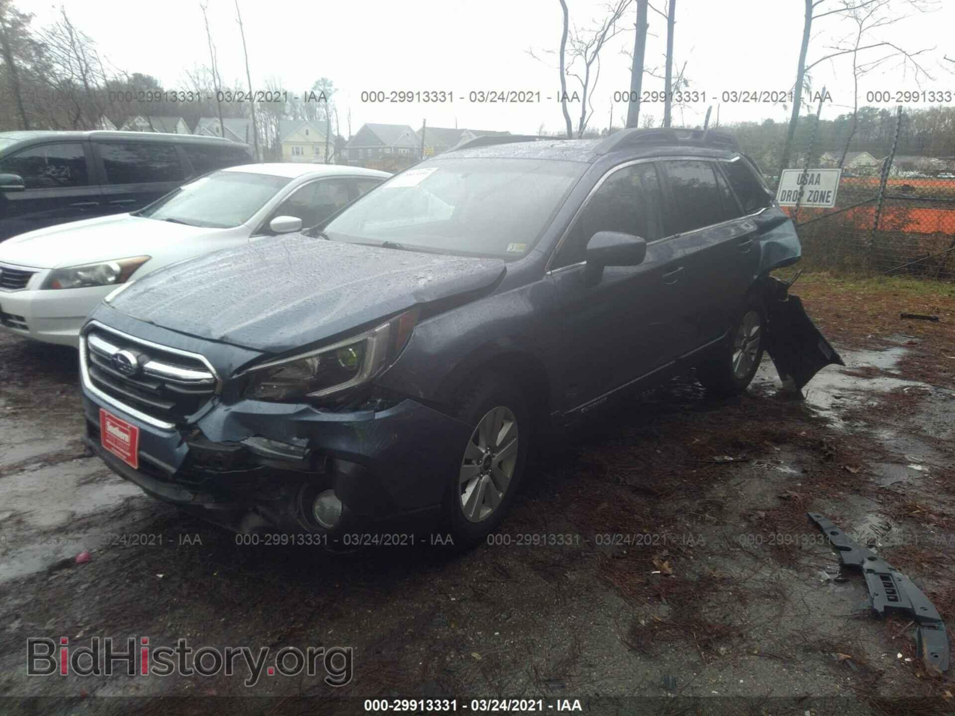 2018 SUBARU OUTBACK - VIN: 4S4BSADC7J3234886 - Фото 2