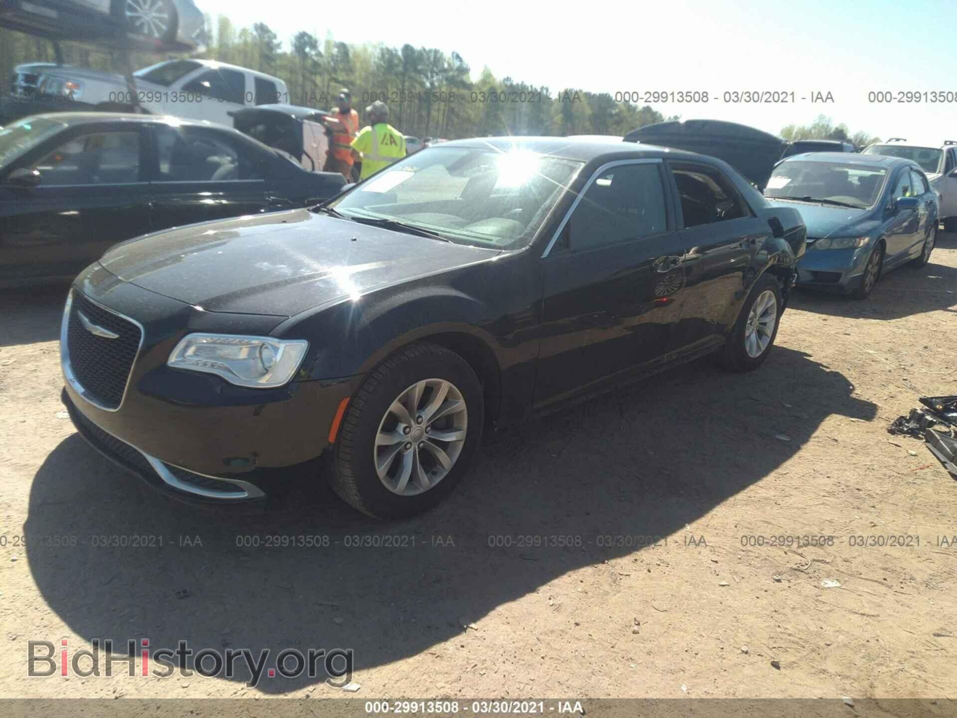 2015 CHRYSLER 300 - VIN: 2C3CCAAGXFH908597 - Фото 2