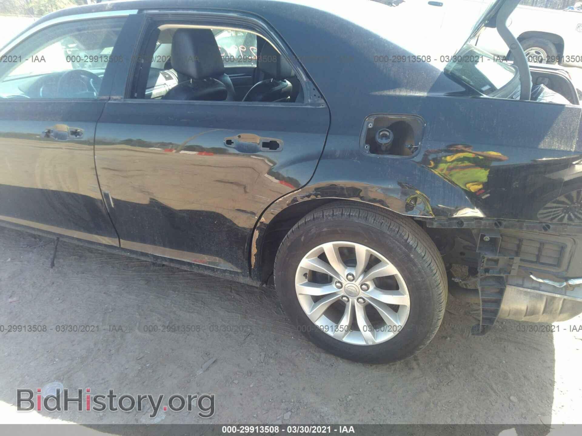 2015 CHRYSLER 300 - VIN: 2C3CCAAGXFH908597 - Фото 6