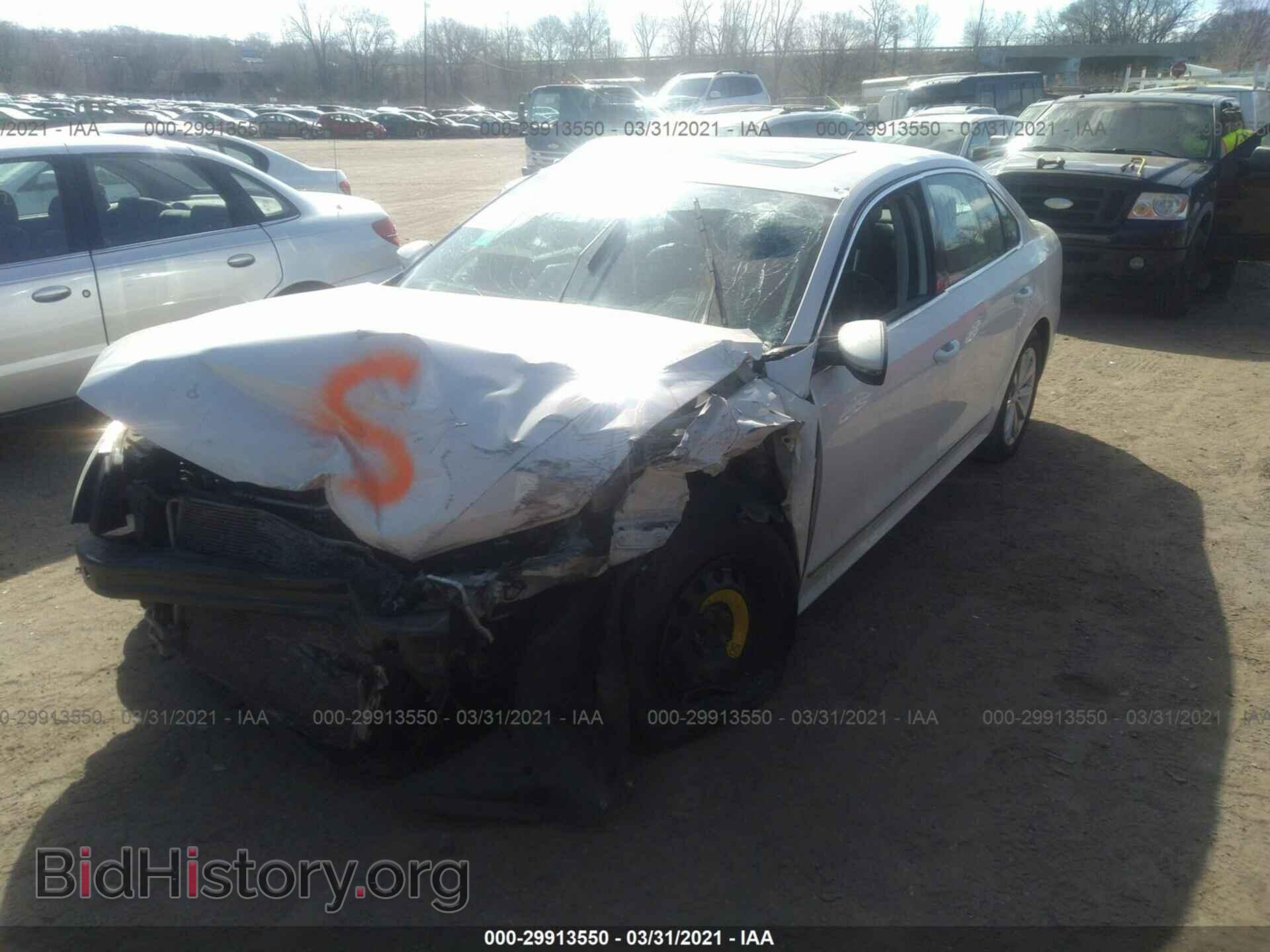 2012 VOLKSWAGEN PASSAT - VIN: 1VWCH7A32CC026302 - Фото 2