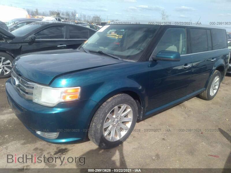 2011 Ford FLEX (VIN 2FMGK5CC2BBD05671) — фото 2 из 11
