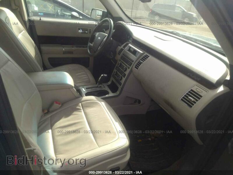 2011 Ford FLEX (VIN 2FMGK5CC2BBD05671) — фото 5 из 11