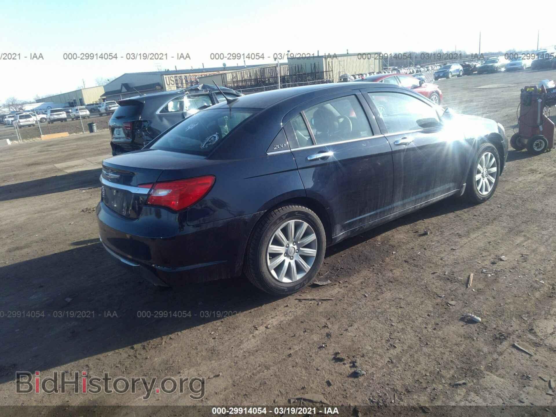 2013 CHRYSLER 200 - VIN: 1C3CCBCG1DN736516 - Фото 4