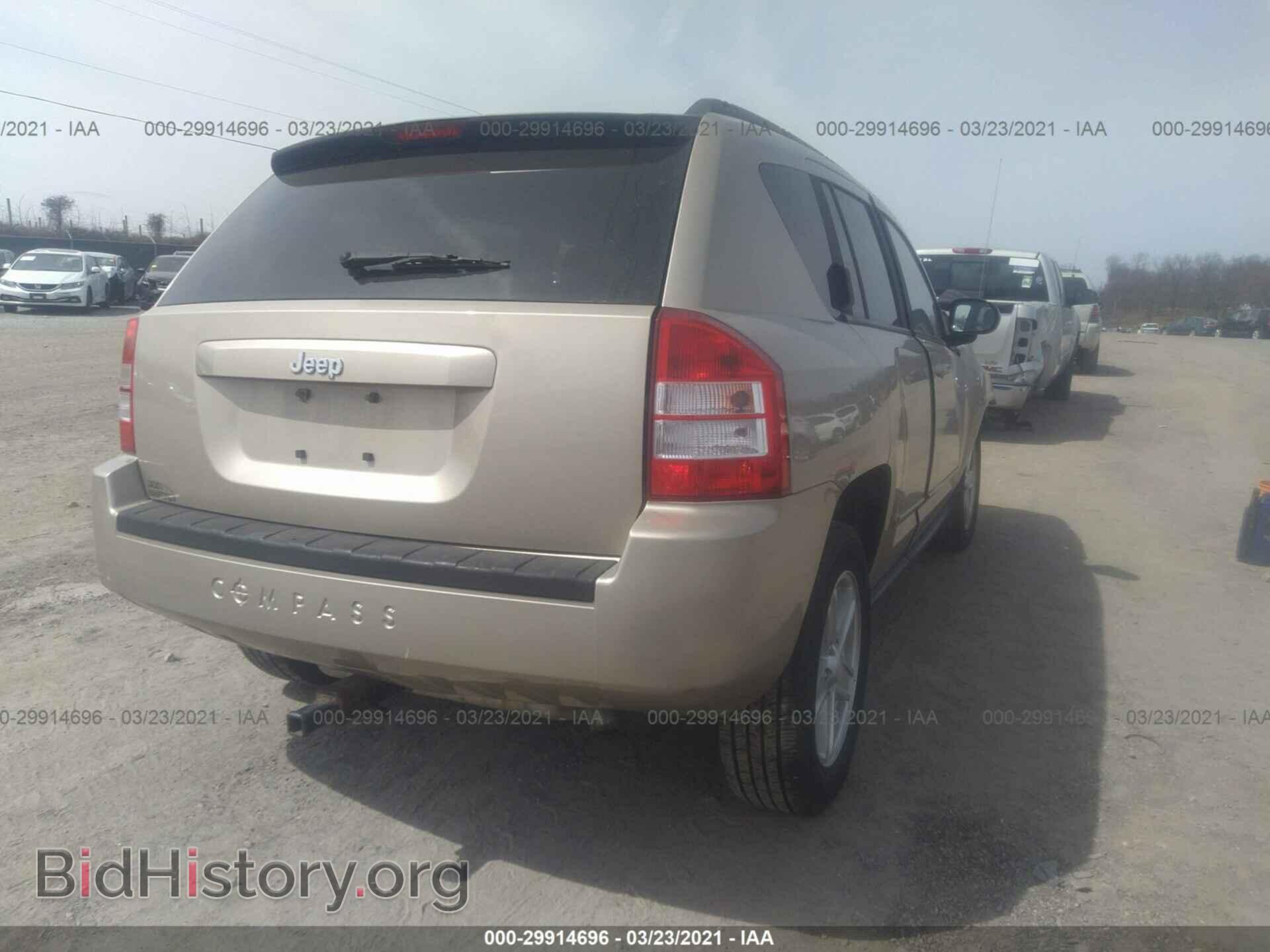 2010 JEEP COMPASS - VIN: 1J4NT4FB2AD502915 - Фото 4