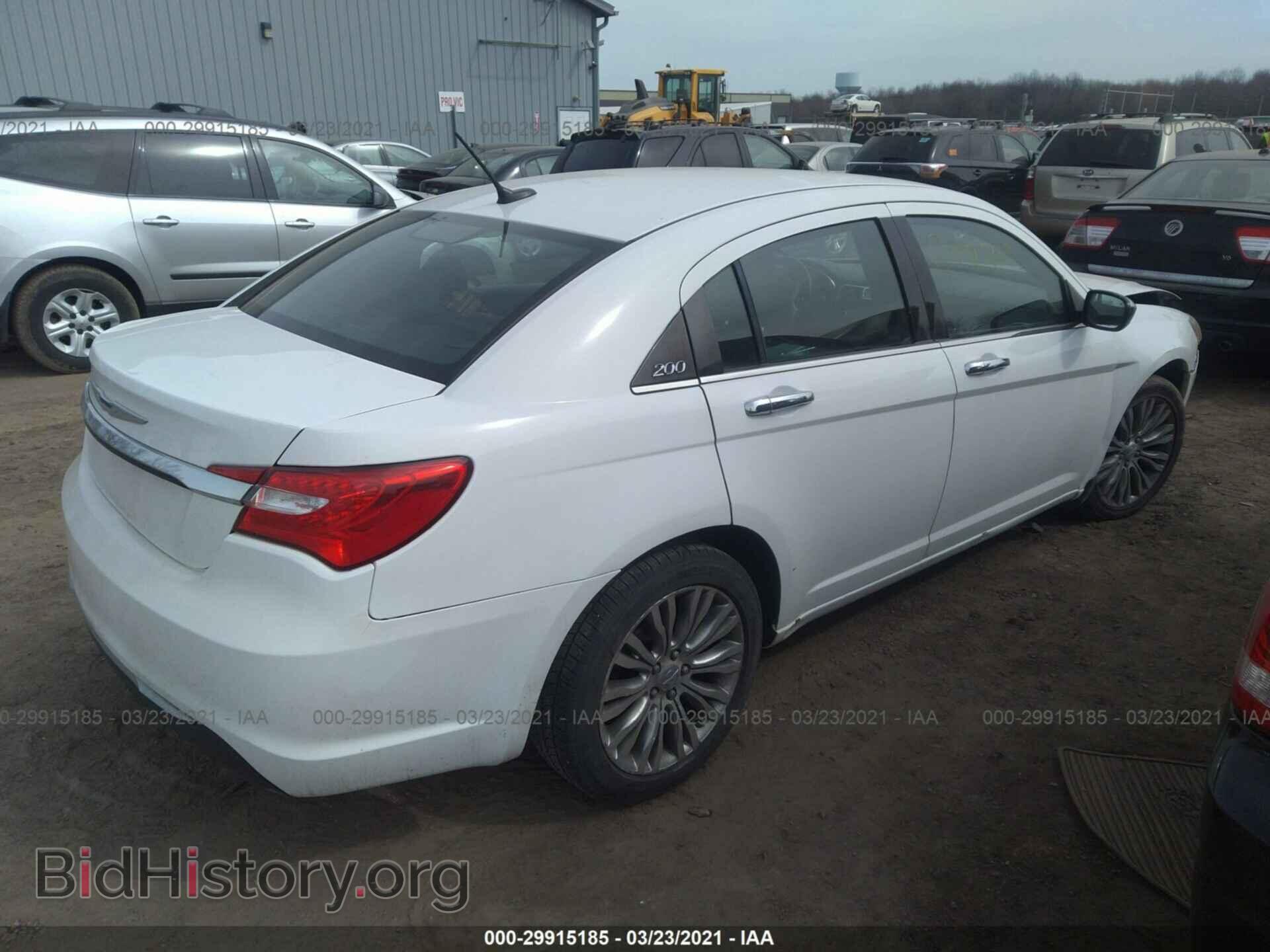 2013 CHRYSLER 200 - VIN: 1C3CCBCG9DN575560 - Photo 4