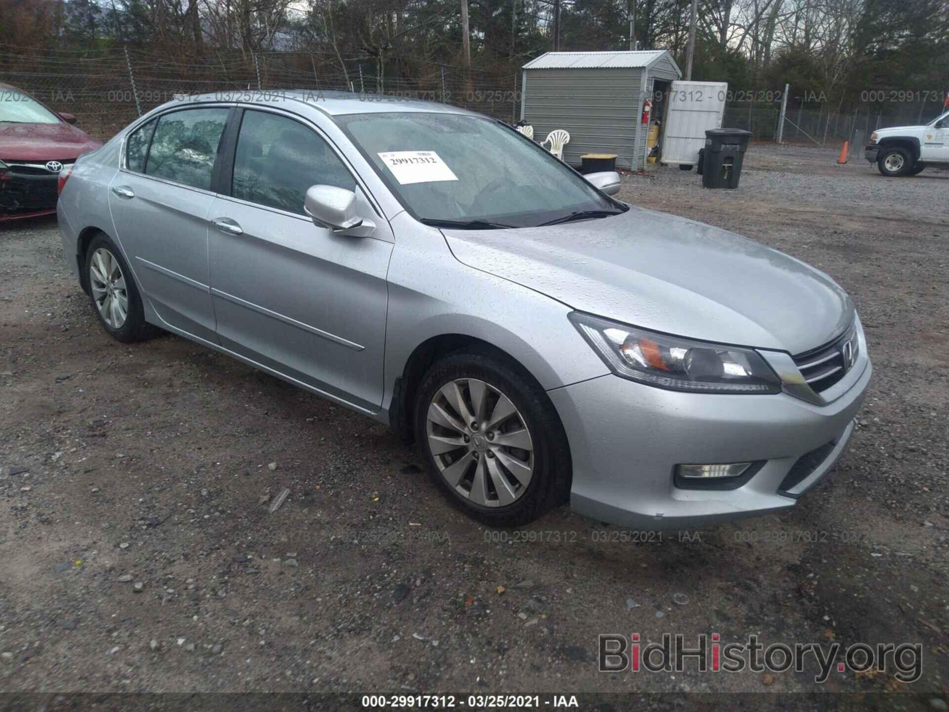 Photo 1HGCR2F86EA044809 - HONDA ACCORD SEDAN 2014