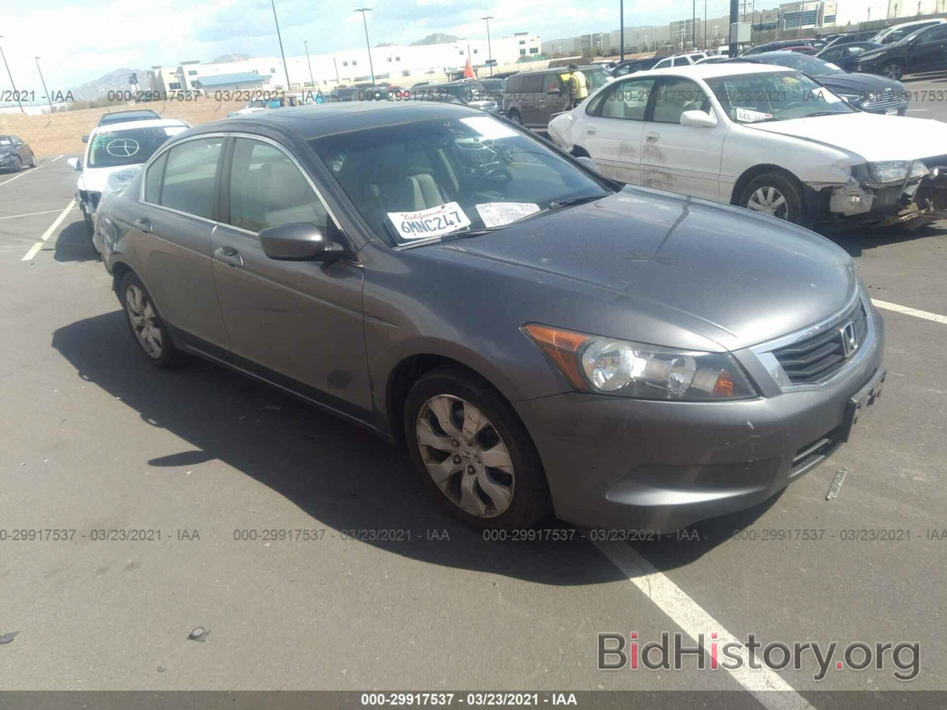 Photo 1HGCP2F86AA126541 - HONDA ACCORD SDN 2010