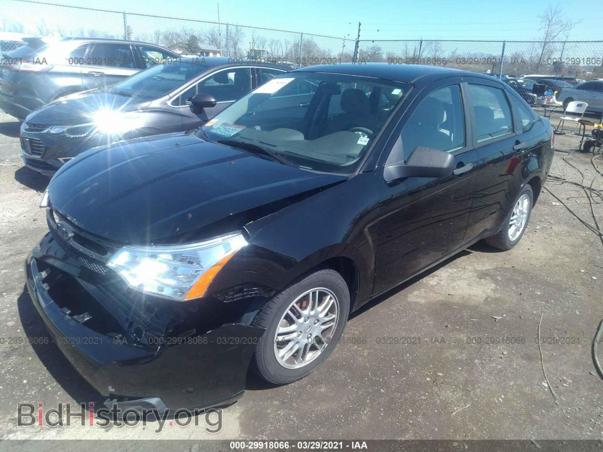 2011 FORD FOCUS - VIN: 1FAHP3FN8BW145103 - Фото 2