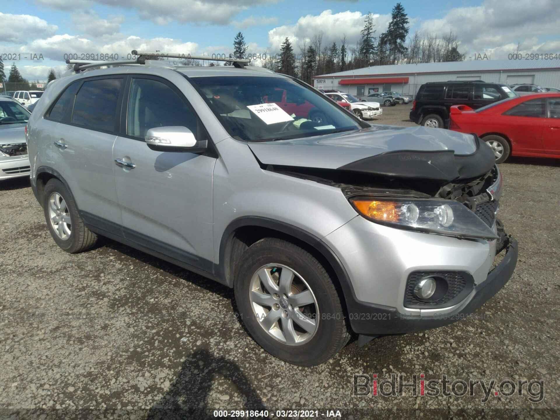 Photo 5XYKT4A69DG345926 - KIA SORENTO 2013