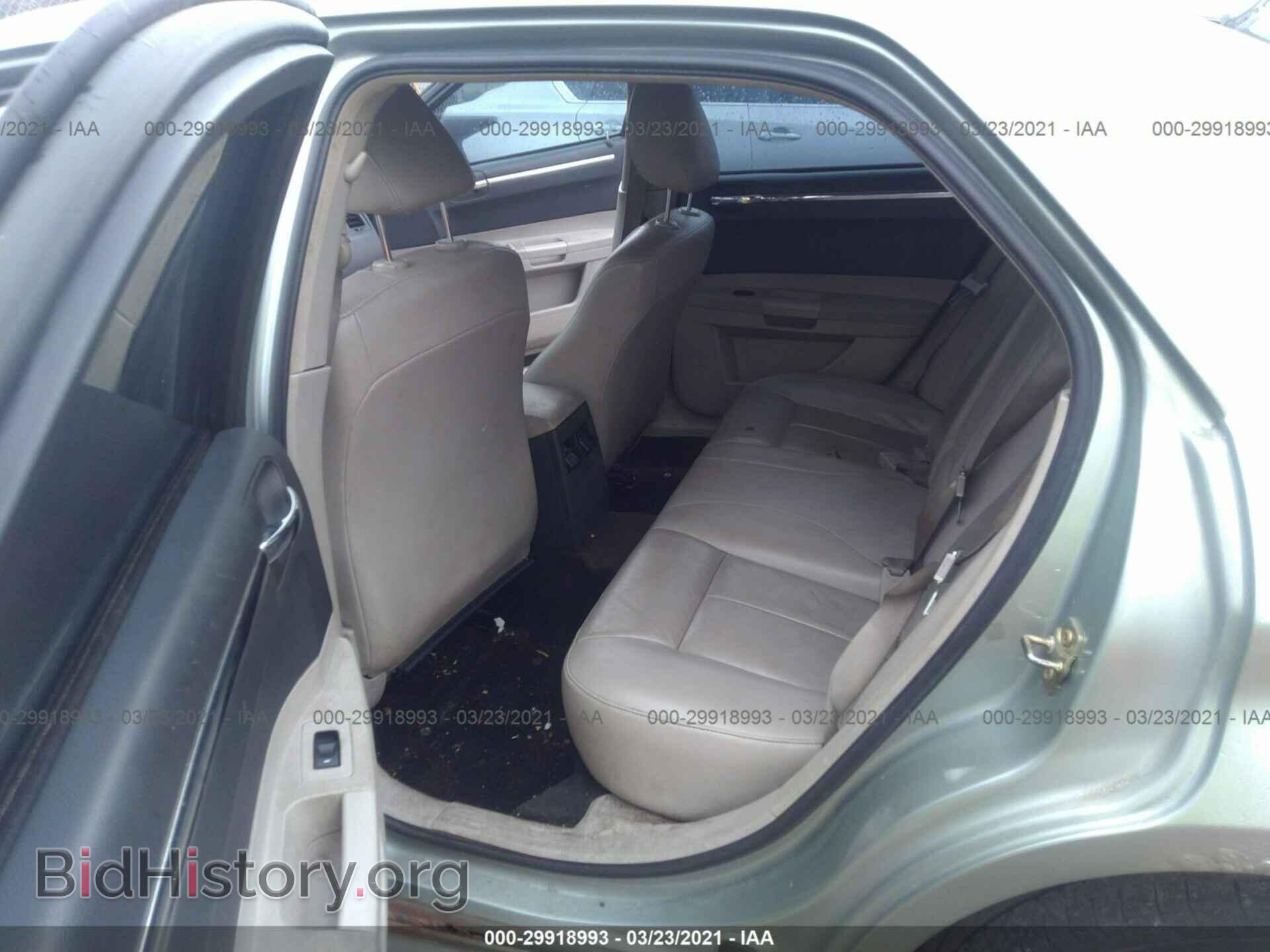 2006 CHRYSLER 300 - VIN: 2C3KA53G46H257277 - Photo 8