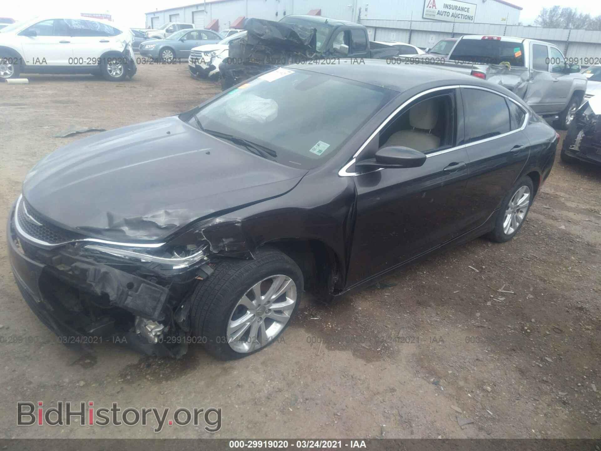 2016 CHRYSLER 200 - VIN: 1C3CCCAB8GN108728 - Фото 2
