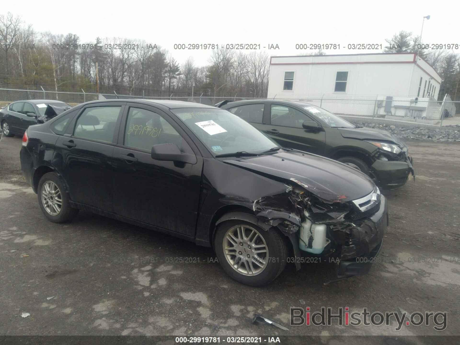 Photo 1FAHP3FN0AW130349 - FORD FOCUS 2010