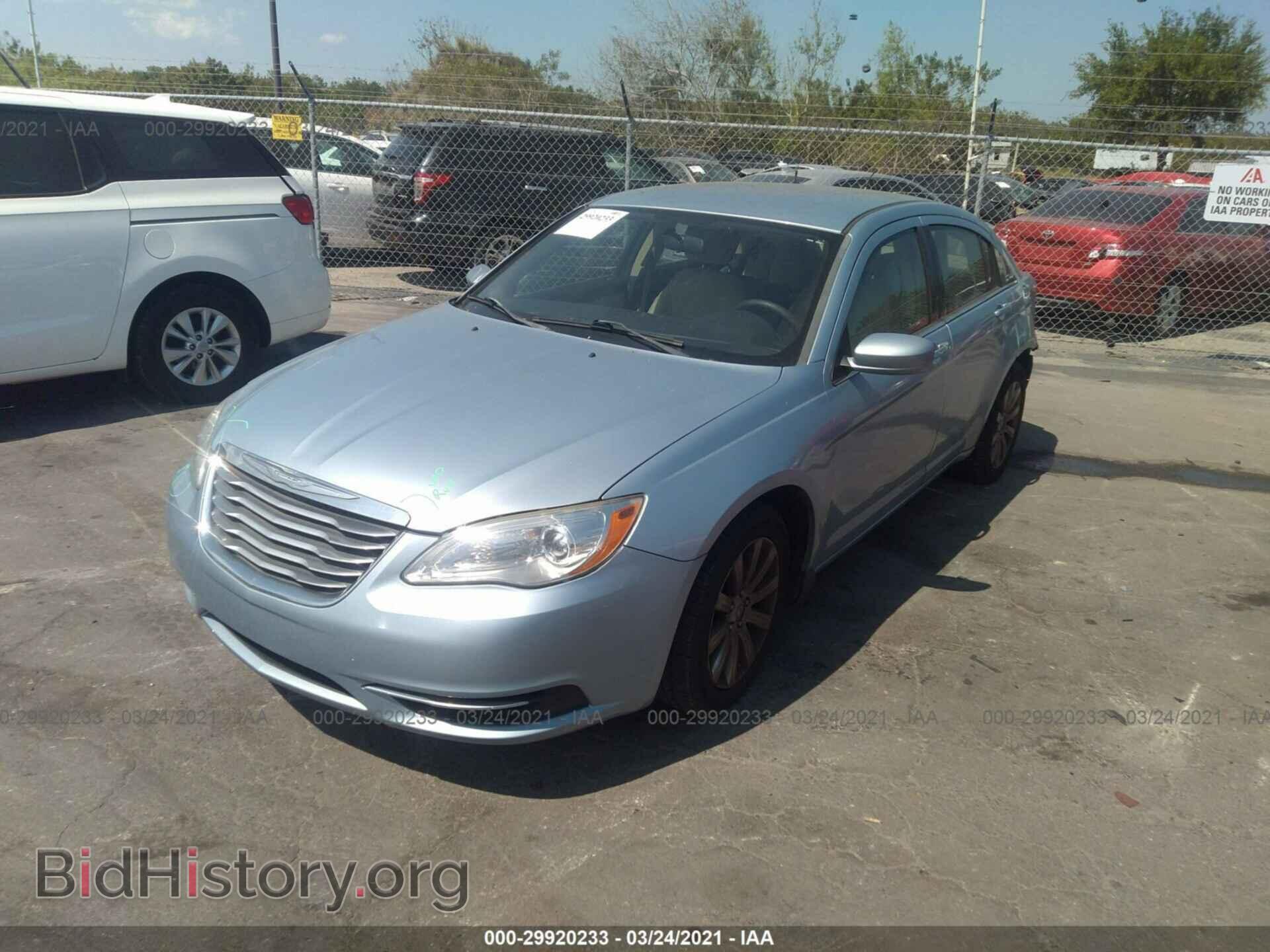 2012 CHRYSLER 200 - VIN: 1C3CCBBB8CN176529 - Photo 2