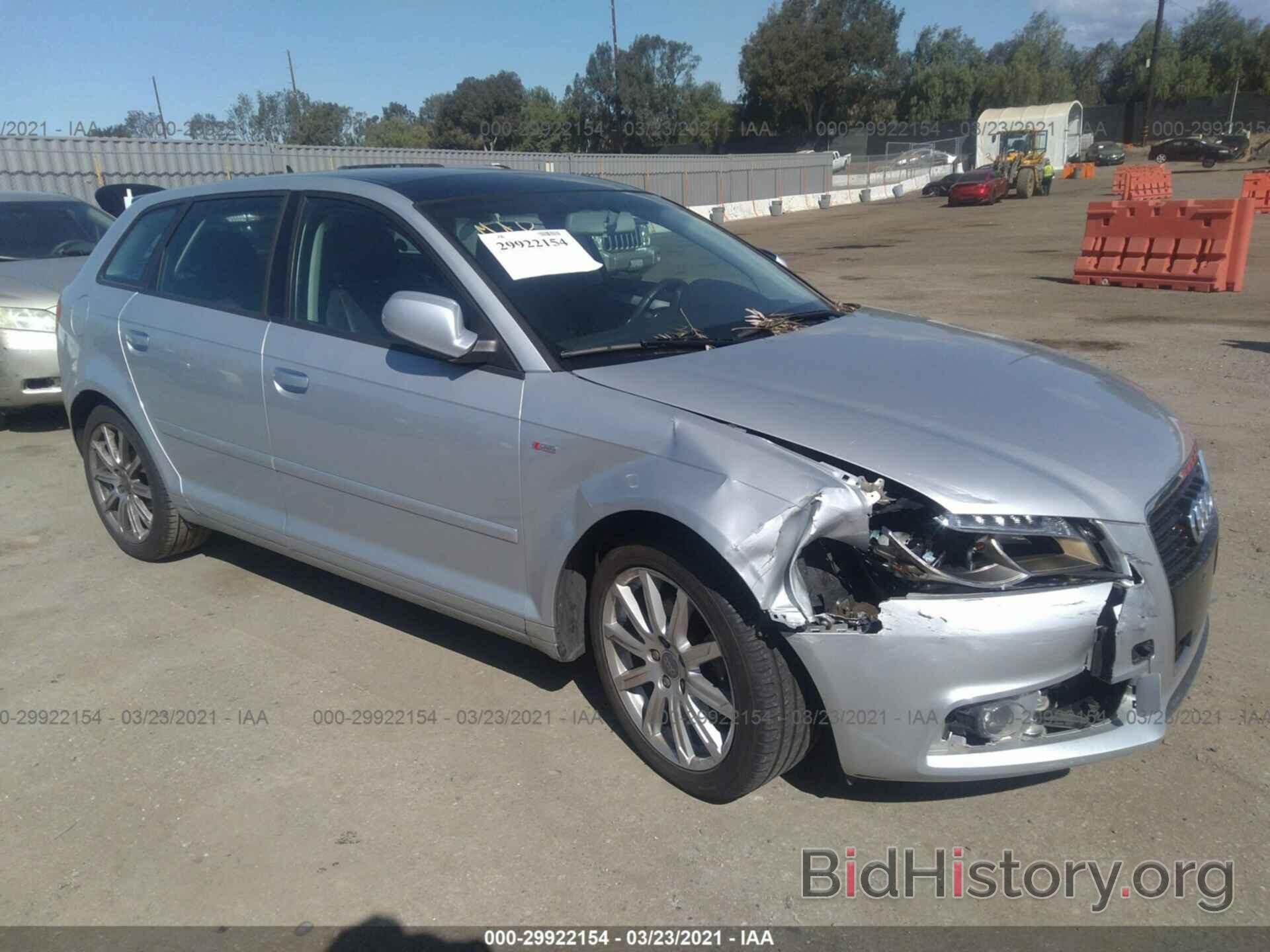 Photo WAUKJAFM7DA033838 - AUDI A3 2013