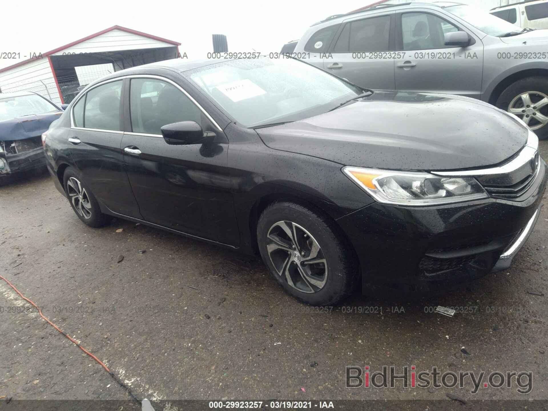 Photo 1HGCR2F31HA251827 - HONDA ACCORD SEDAN 2017