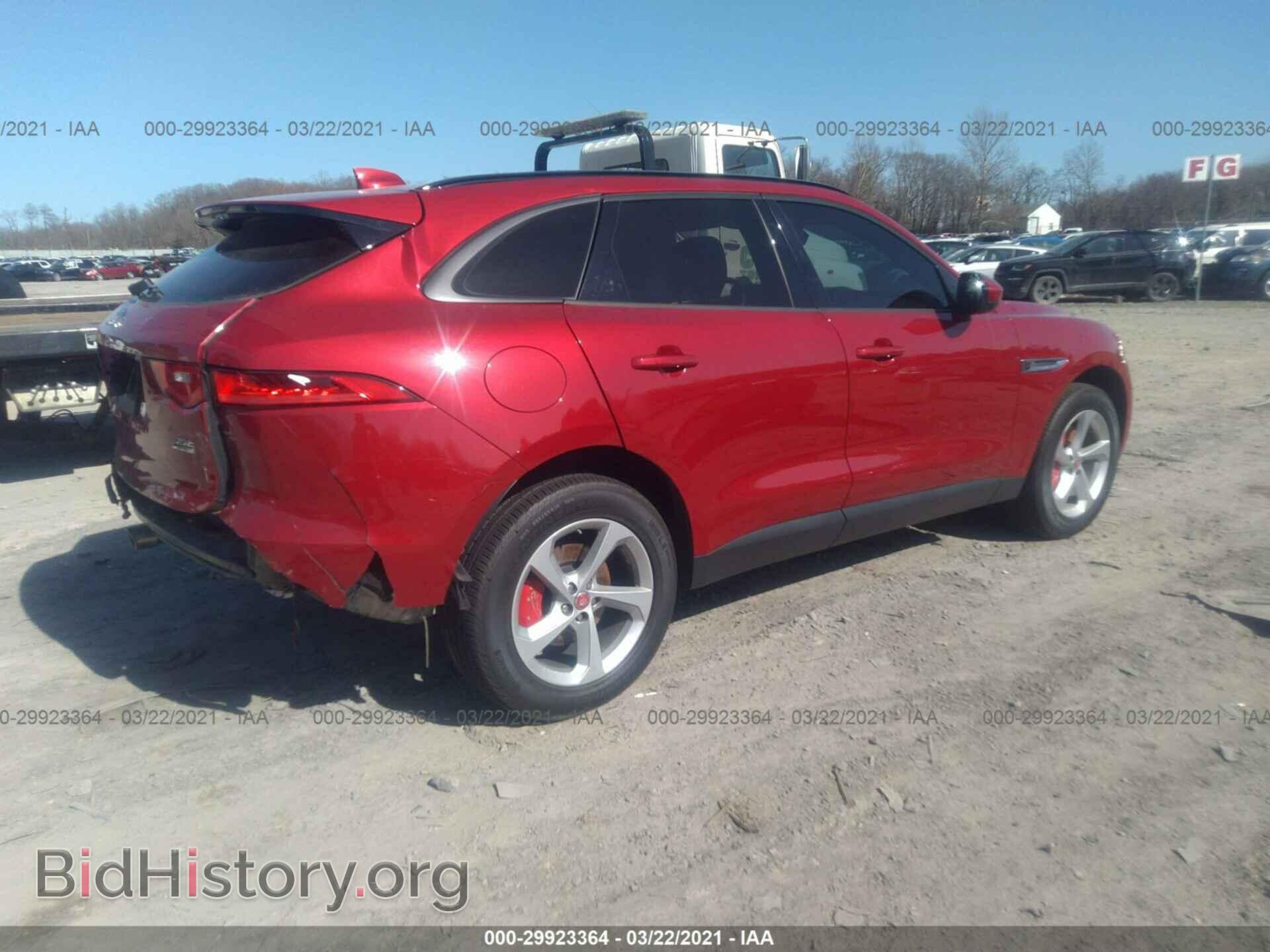 2017 JAGUAR F-PACE - VIN: SADCJ2BV7HA895513 - Фото 4