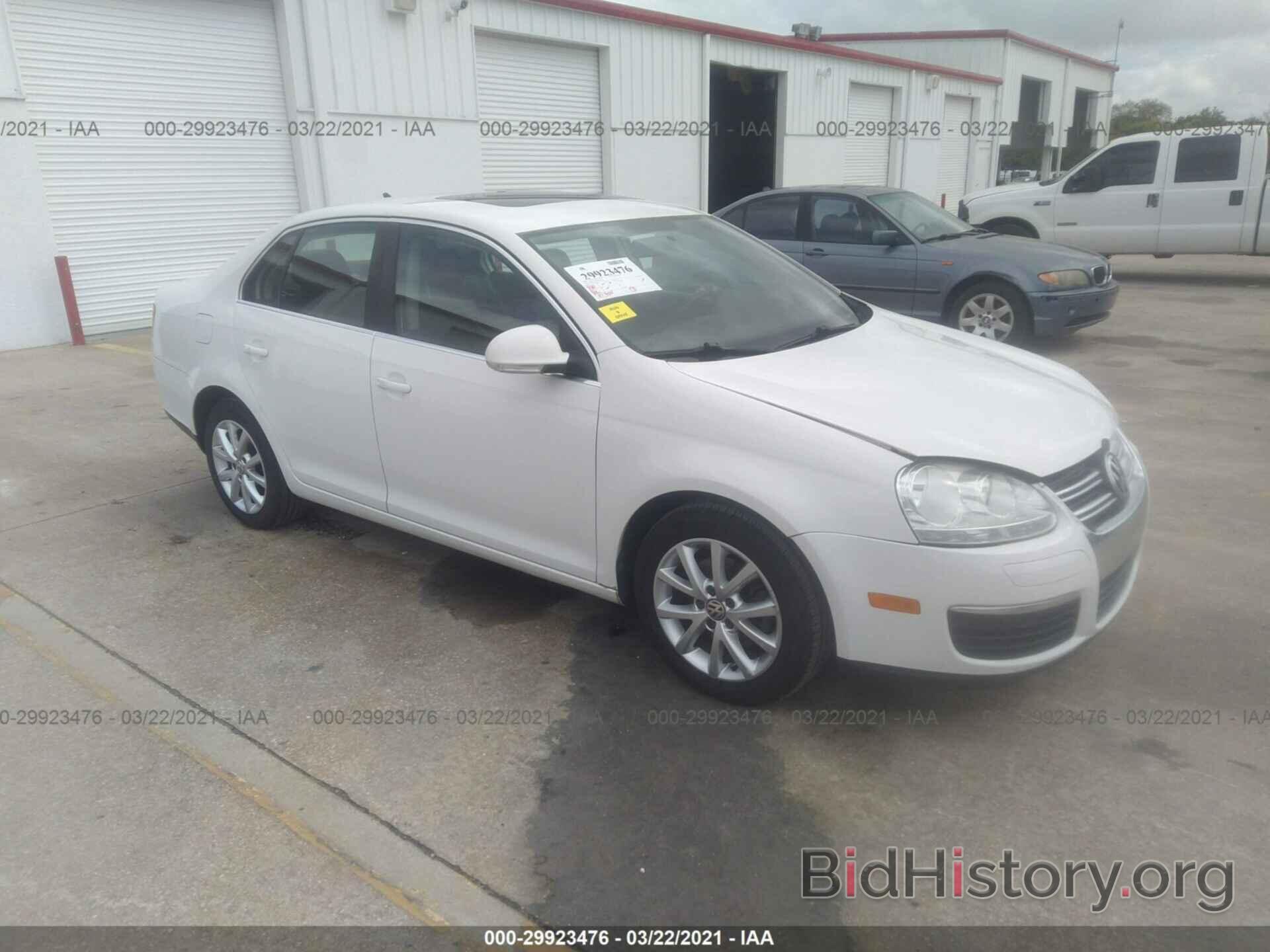 Photo 3VWRX7AJ9AM036008 - VOLKSWAGEN JETTA SEDAN 2010