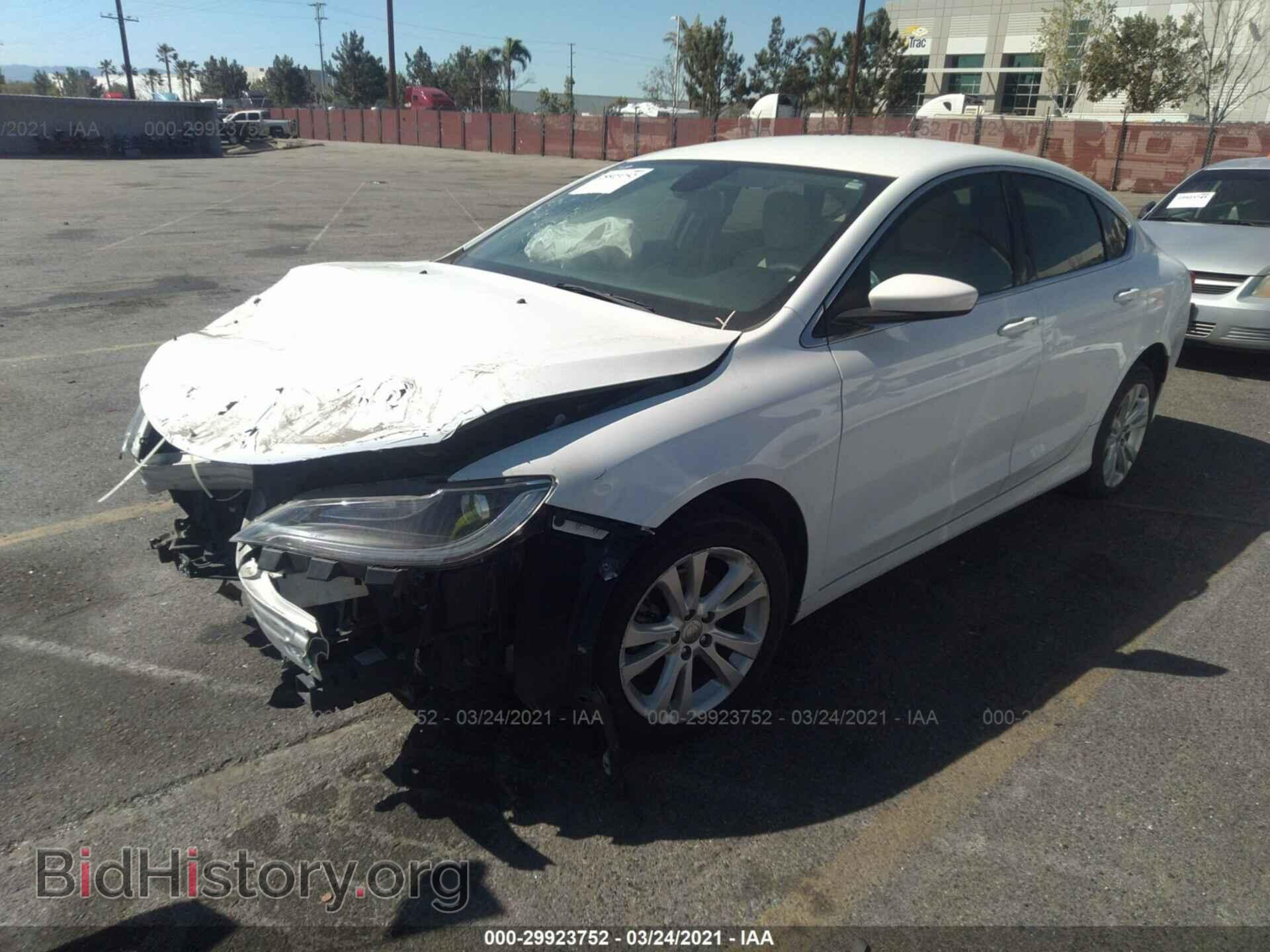 2016 CHRYSLER 200 - VIN: 1C3CCCAB4GN166187 - Фото 2