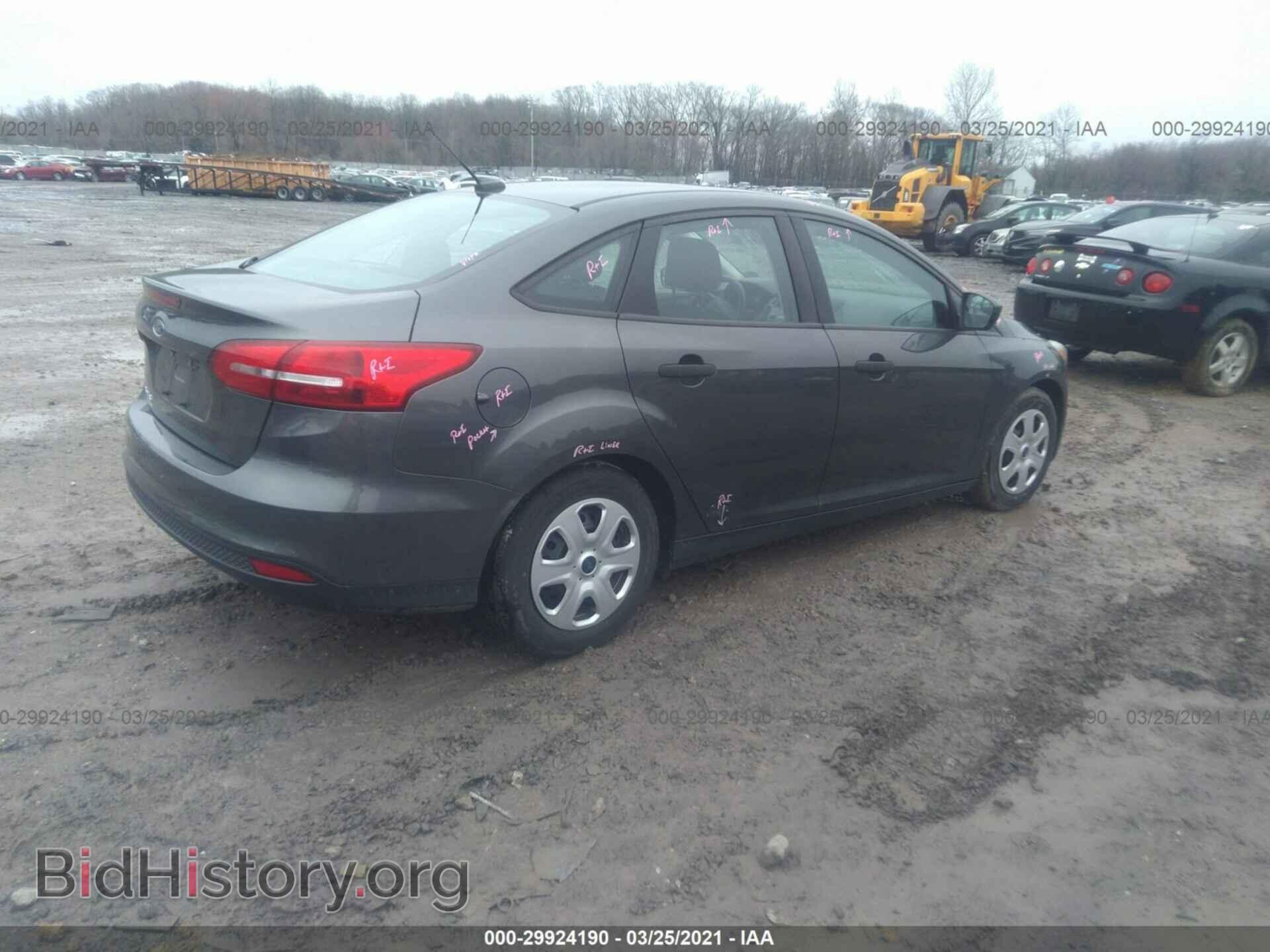 2016 FORD FOCUS - VIN: 1FADP3E22GL334991 - Photo 4