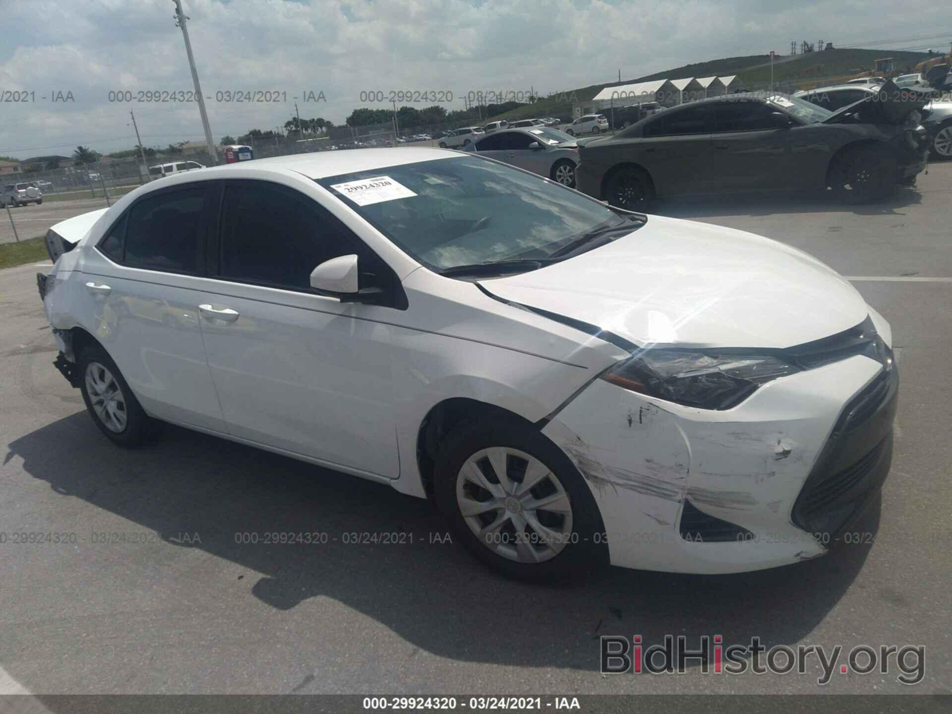 Photo 5YFBURHE8KP903796 - TOYOTA COROLLA 2019