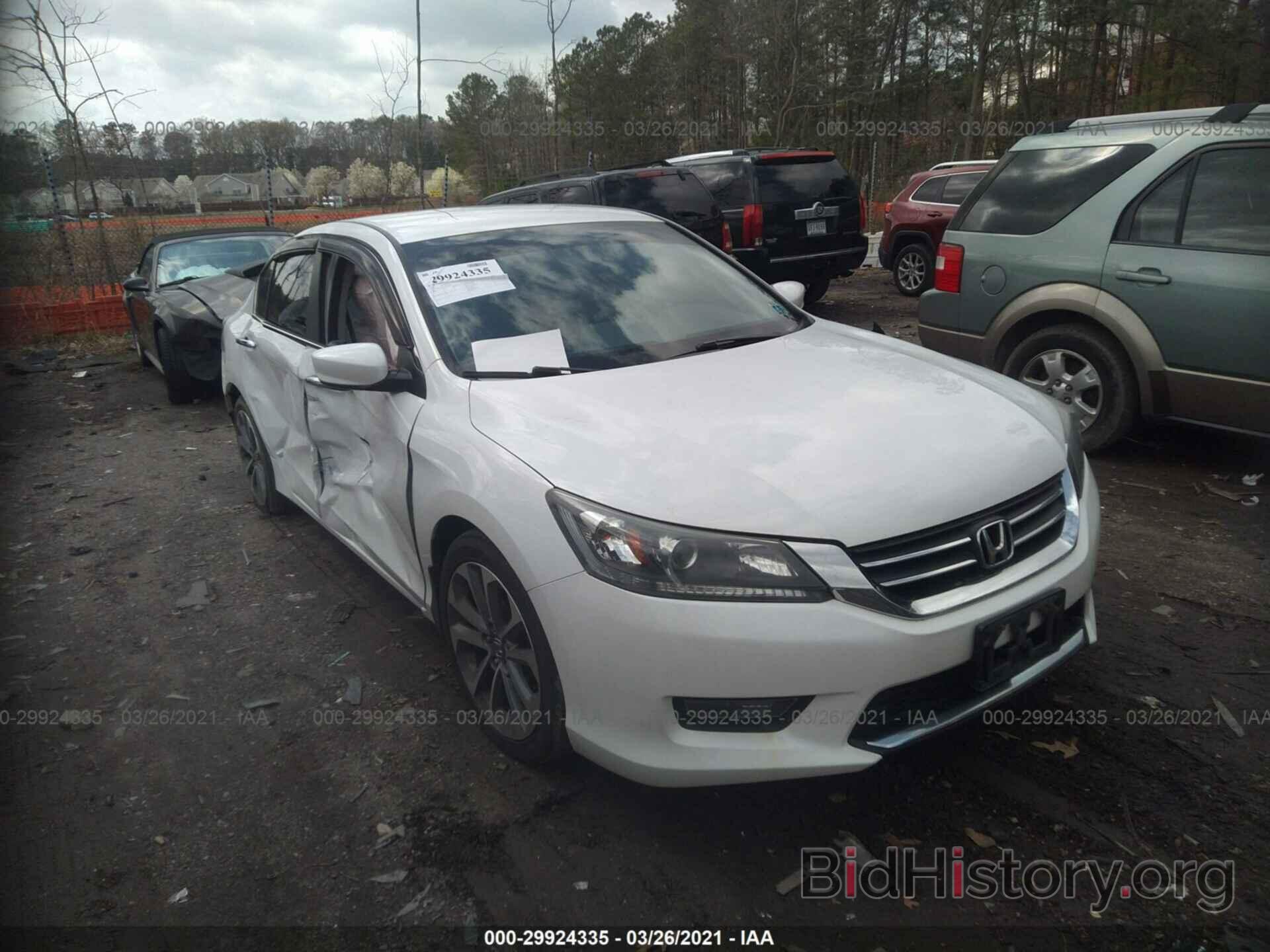 Photo 1HGCR2F54EA125409 - HONDA ACCORD SEDAN 2014