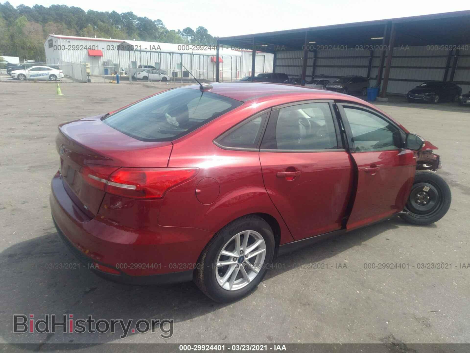 2017 FORD FOCUS - VIN: 1FADP3F2XHL266343 - Фото 4