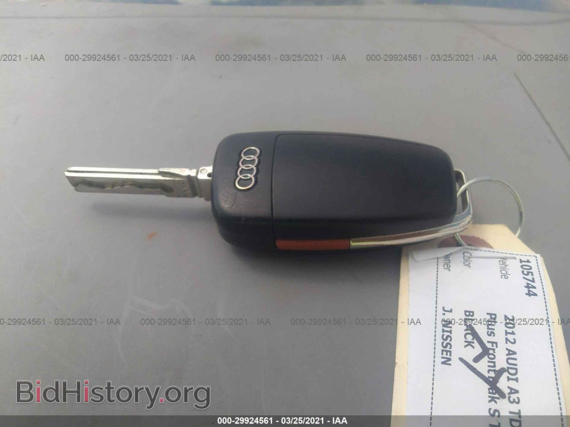 2012 AUDI A3 - VIN: WAUKJAFM8CA051814 - Фото 11