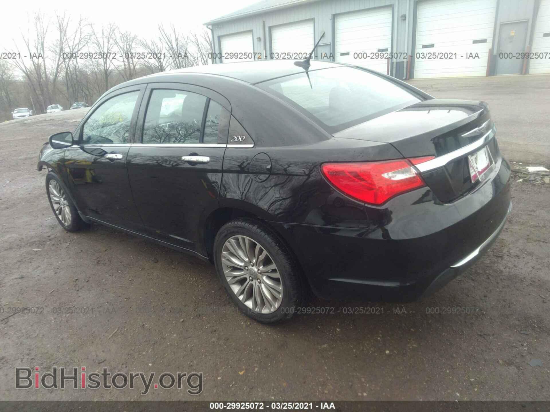 2012 CHRYSLER 200 - VIN: 1C3CCBCG3CN326301 - Фото 3